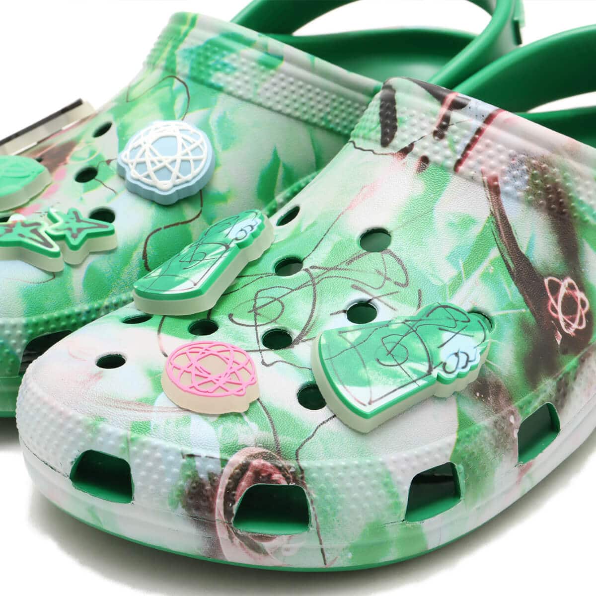 crocs FUTURA X Crocs Classic RO Clog Green Ivyの画像
