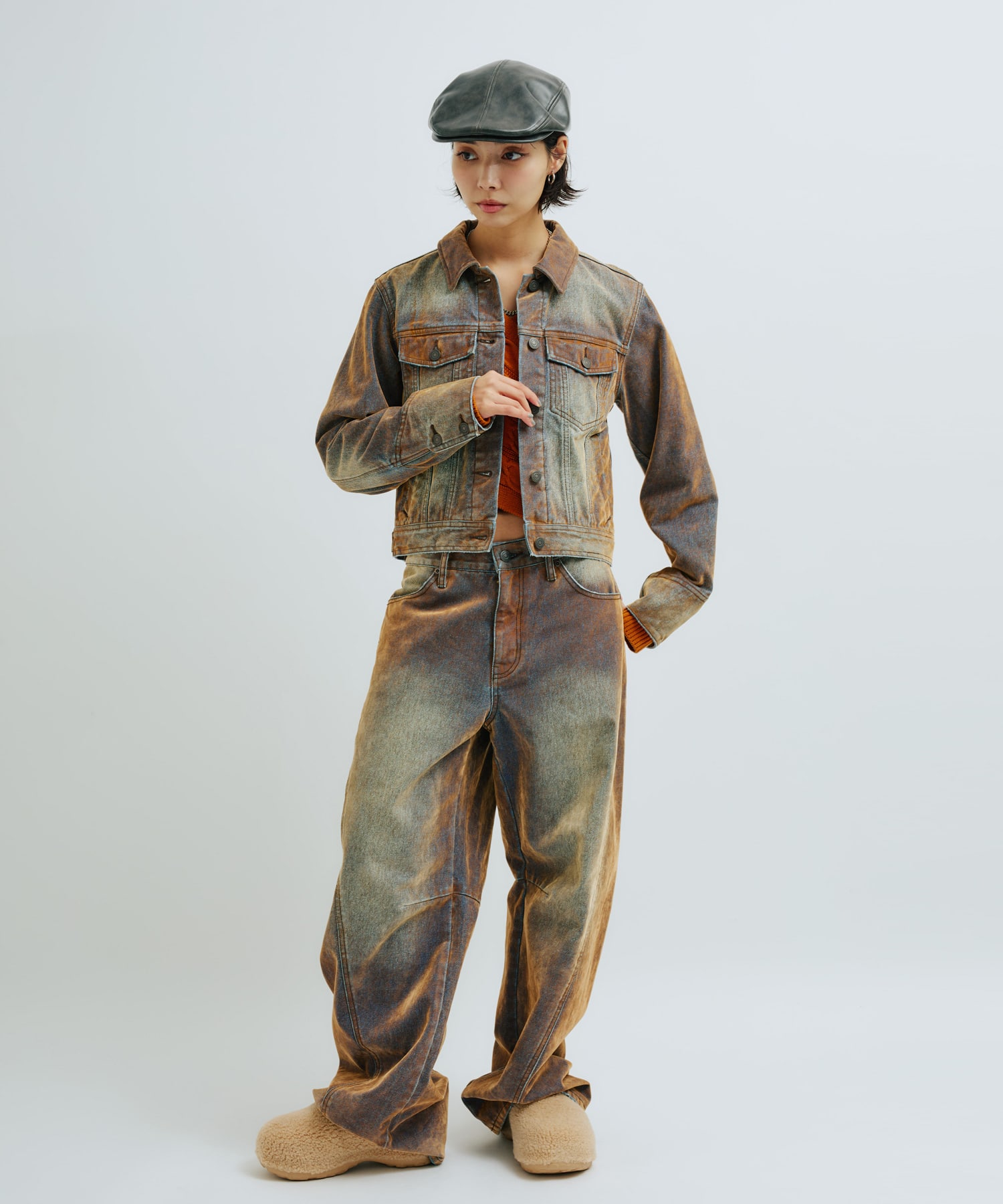 atmos pink Flocky Denim Jacket BRONZEの画像