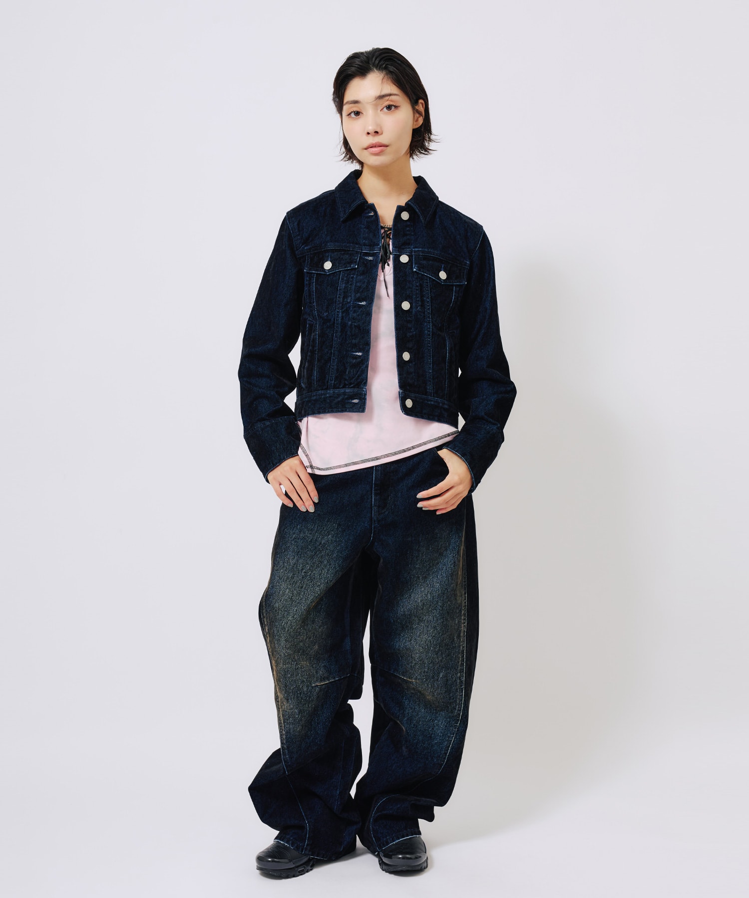 atmos pink Flocky Denim Jacket NAVYの画像