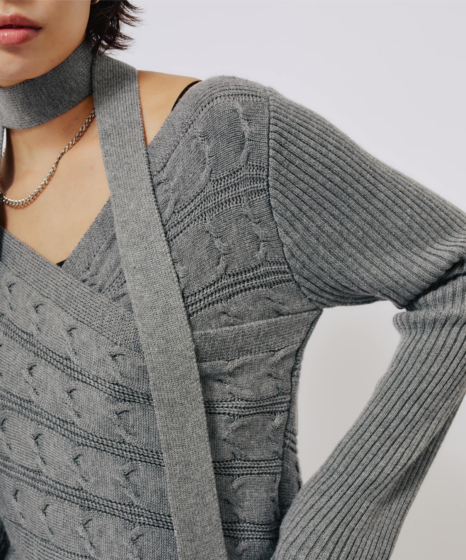 atmos pink Cache-coeur Knit Tops GRAYの画像