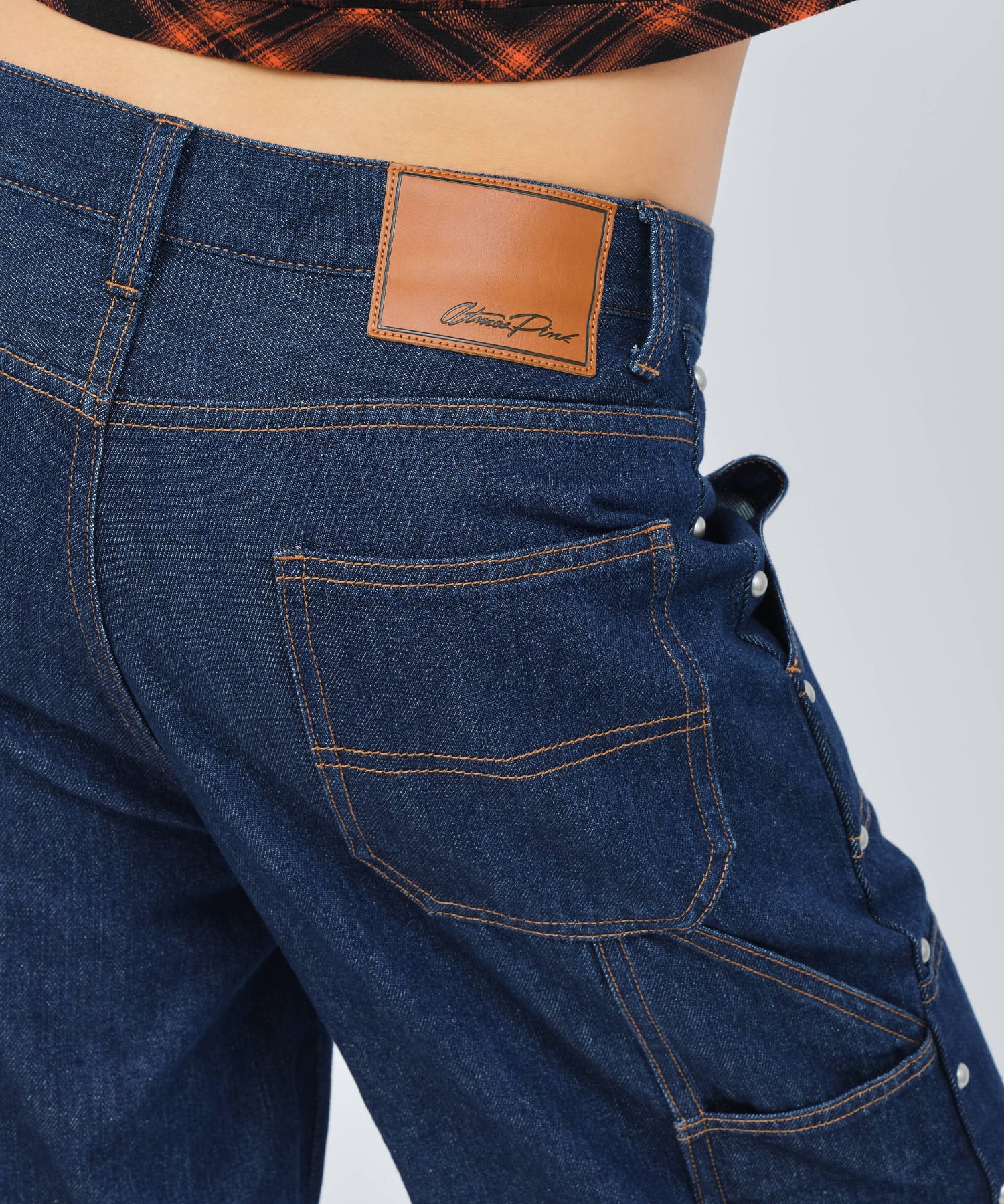 atmos pink Studs Denim Pants BLUEの画像