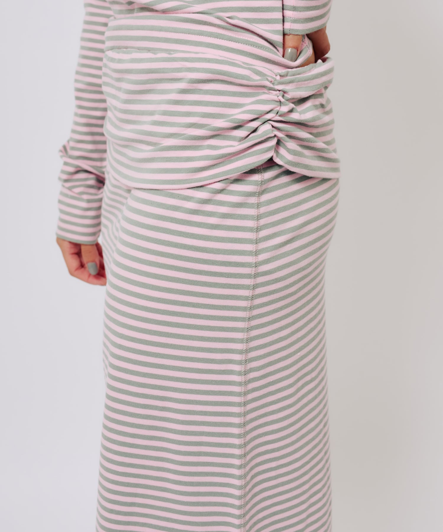 atmos pink Border Long Skirt PINKの画像