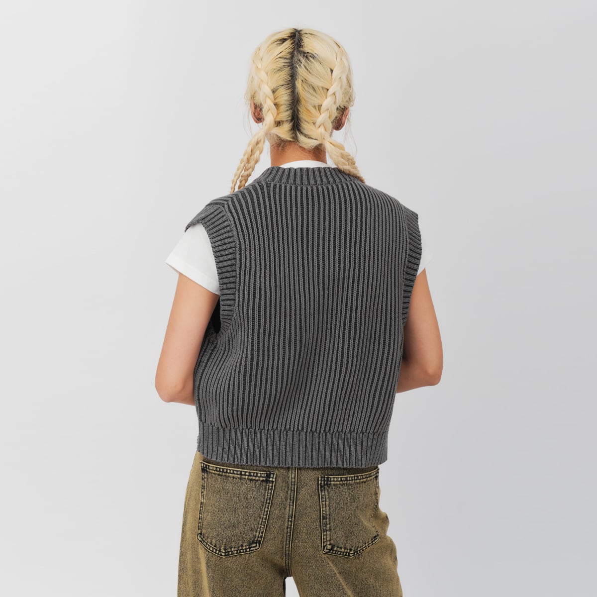 atmos pink Pigment Knit Vest BLACKの画像