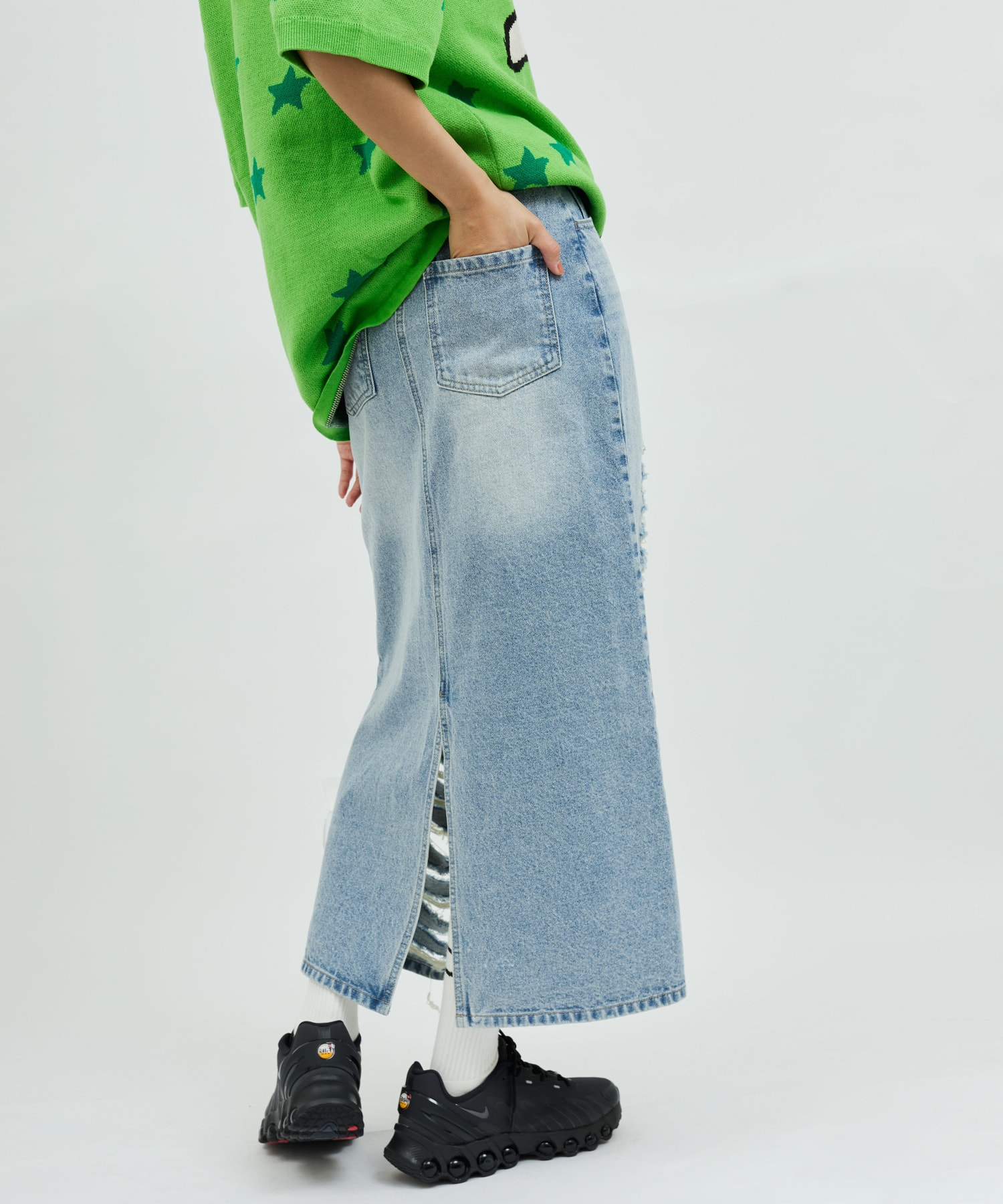 atmos pink Damaged Long Skirt BLUEの画像