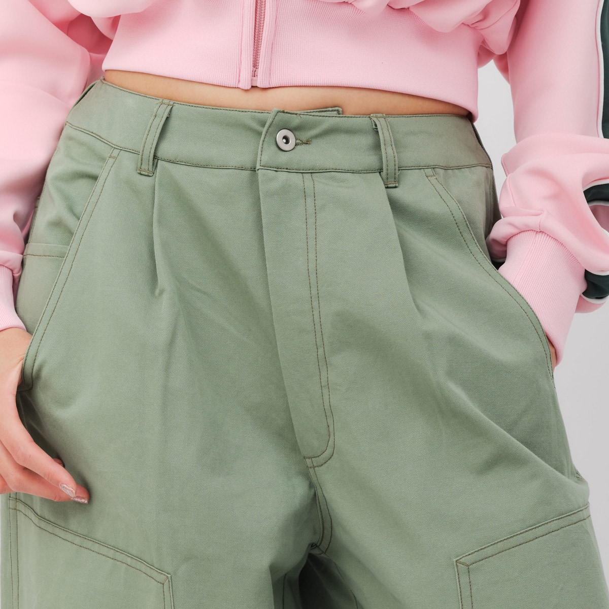 atmos pink Super Baggy Chino Pants KHAKIの画像