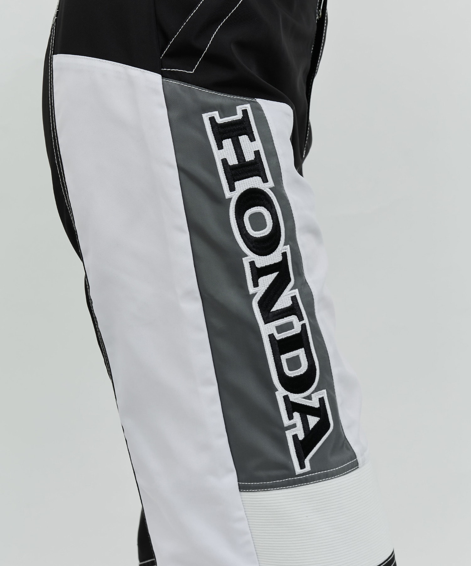 HONDA x atmos pink Racing Pants BLACKの画像