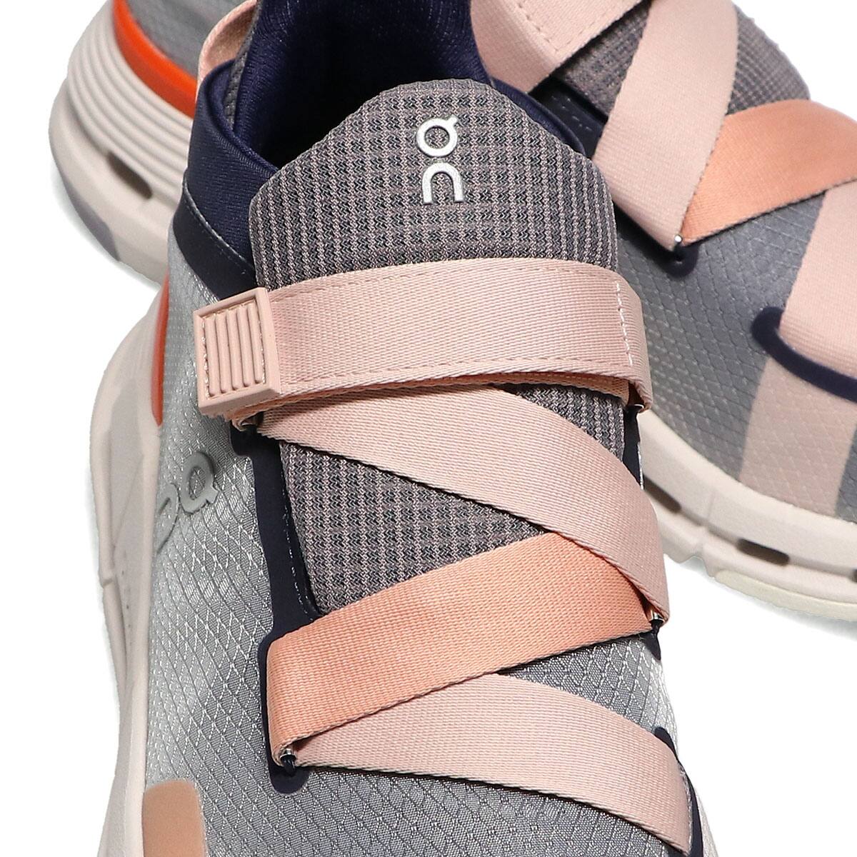 On CLOUDNOVA WRAP Quicksilver/Flameの画像