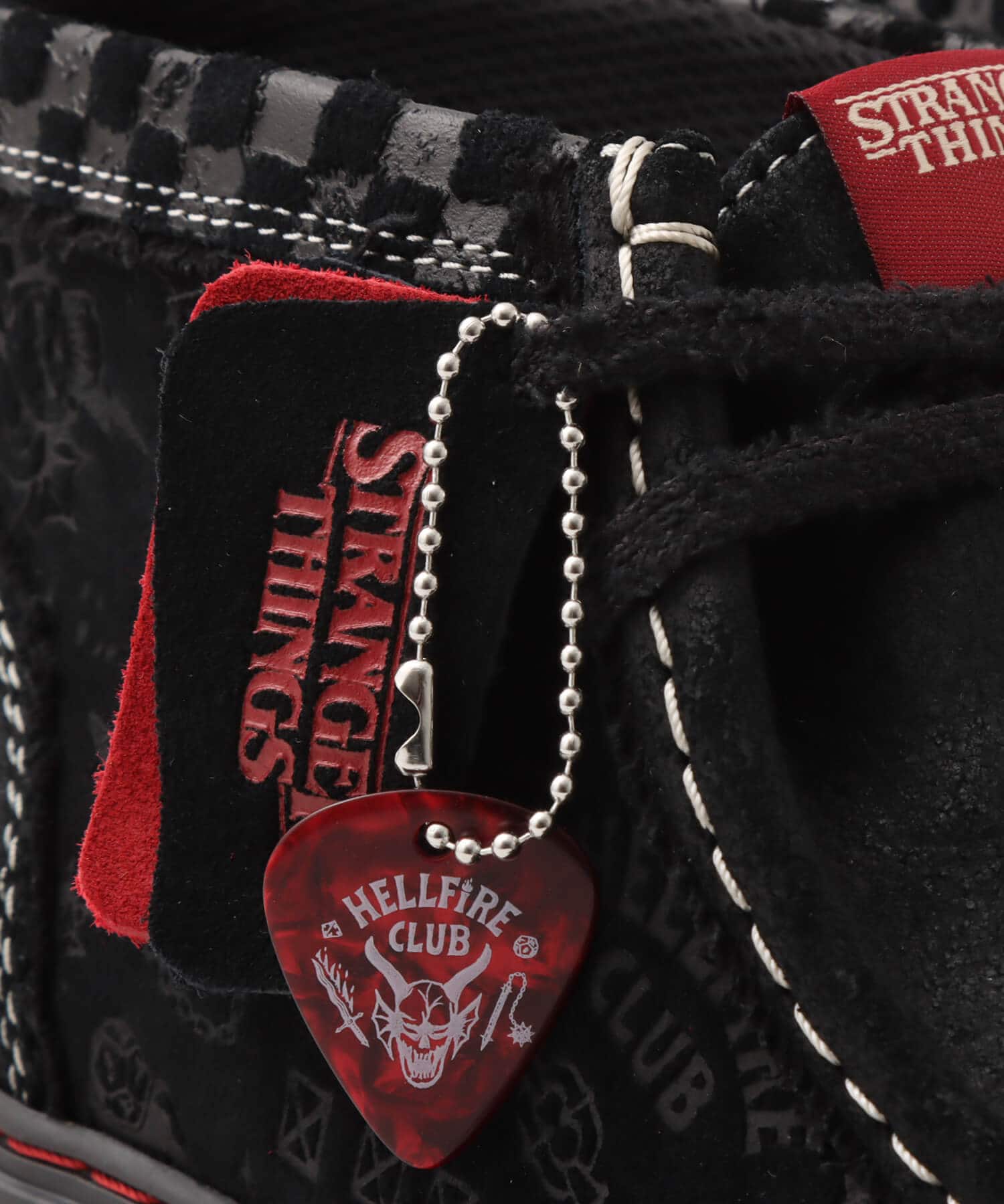 CLARKS Torhill Hi x Stranger Things Blackの画像