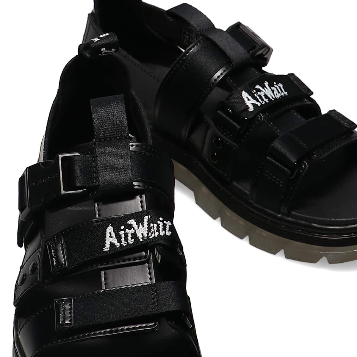 Dr.Martens TRACT PEARSON BLACK Kiev+WEBBING BLACK 22SS-Iの画像
