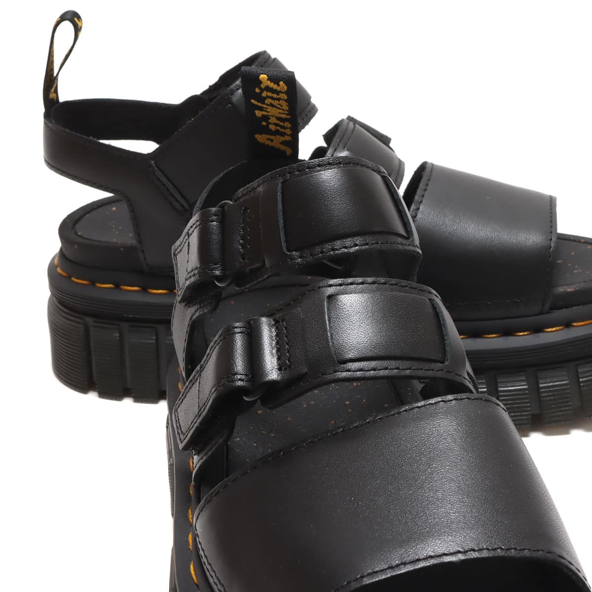 Dr.Martens Ricki 3-strap sandal Black Nappa Lux BLACK