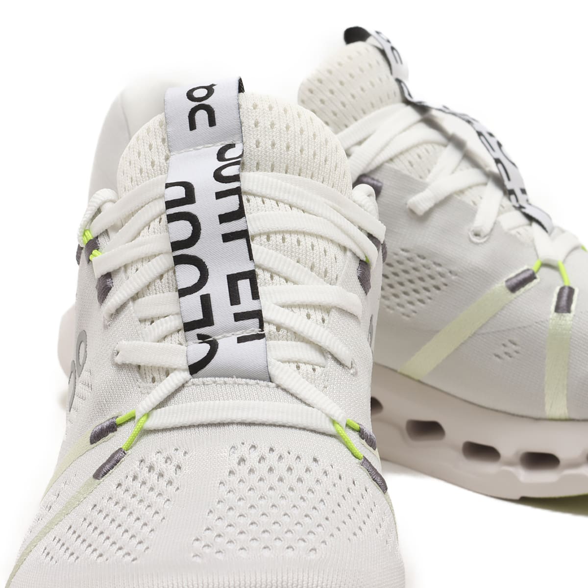On Cloudsurfer 1 White | Sand の画像
