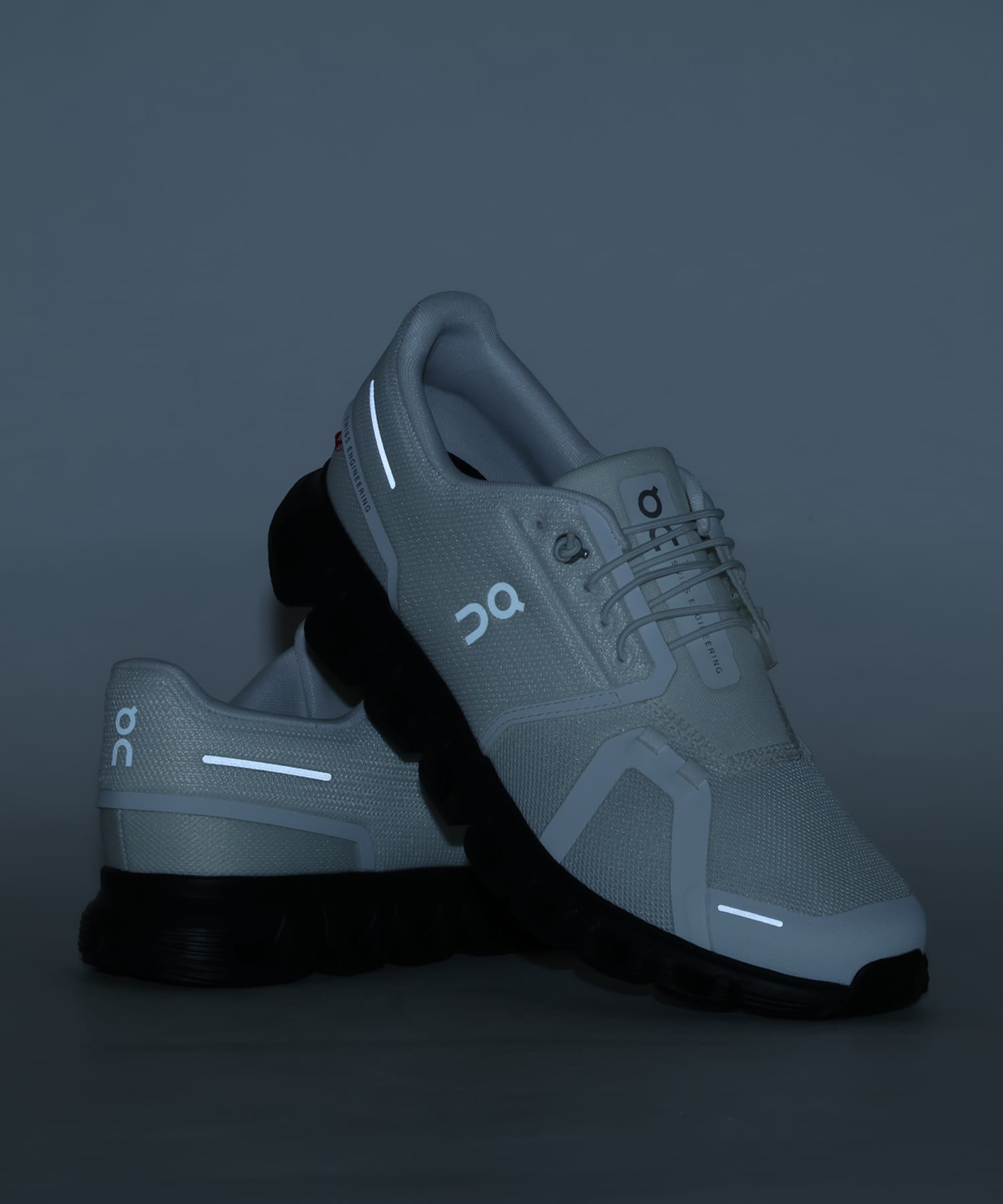 On Cloud 6 M White | Blackの画像