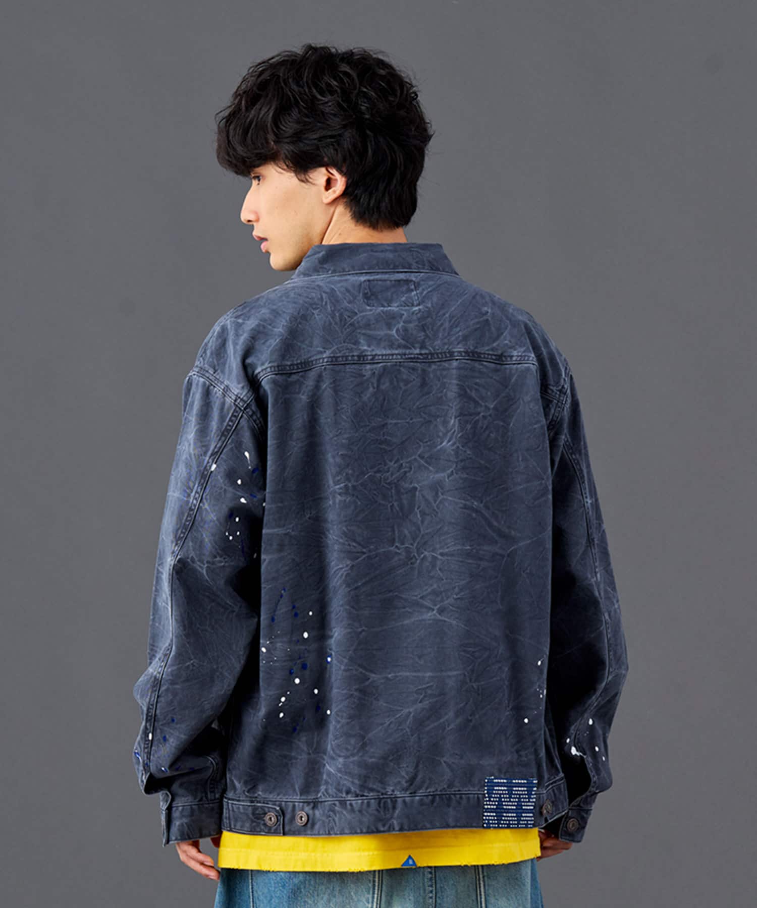 LIBERAIDERS GARMENT DYED TRUCKER JACKET CHARCOALの画像