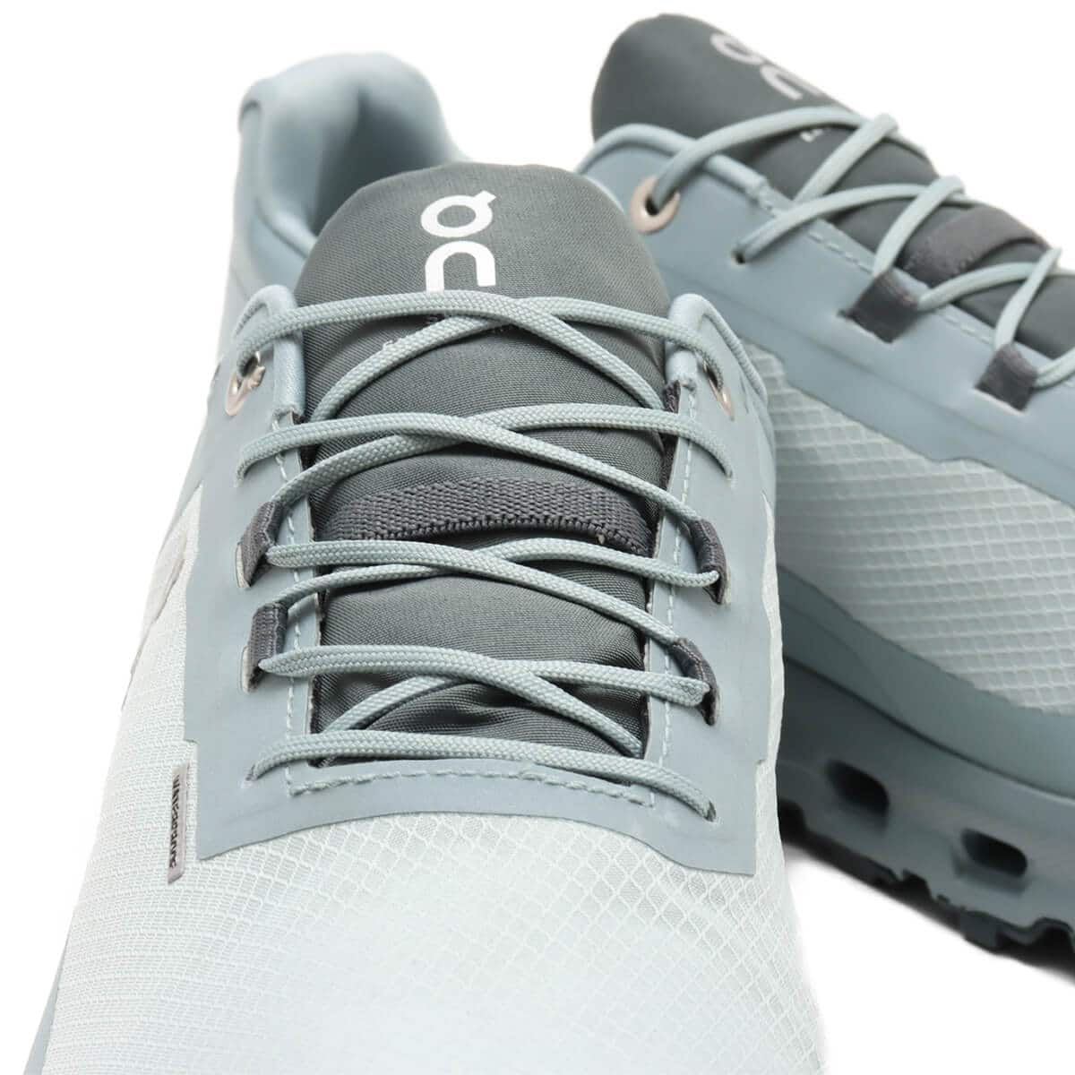 On Cloudvista Waterproof 1 M Glacier | Cobbleの画像