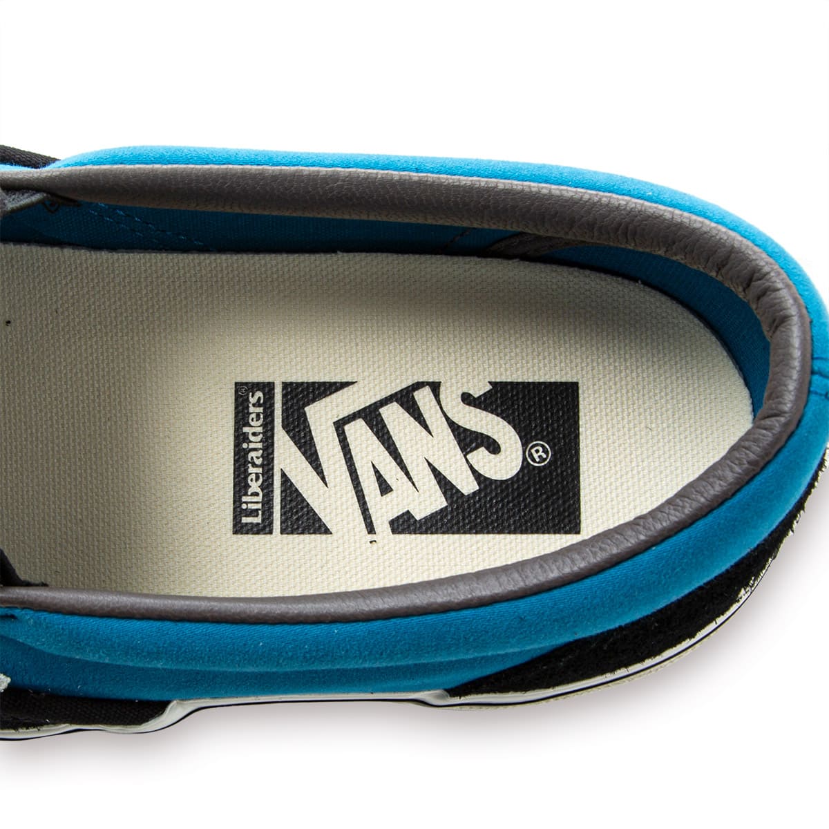 LIBERAIDERS x VANS LX Slip-On Reissue 98 BLACK |atmos（アトモス） 公式オンラインストア