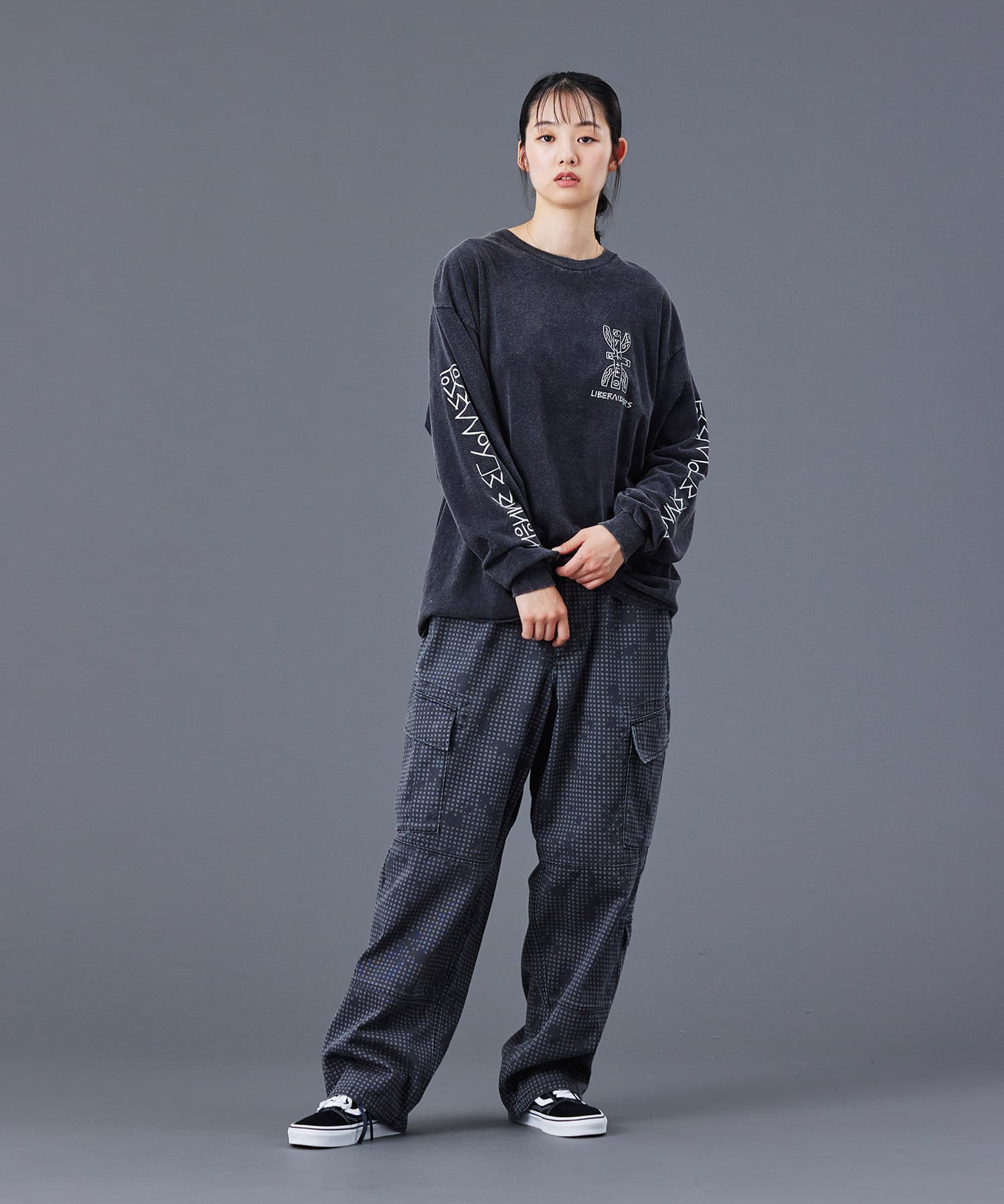 LIBERAIDERS TIFINAGH LOGO L/S TEE BLACKの画像
