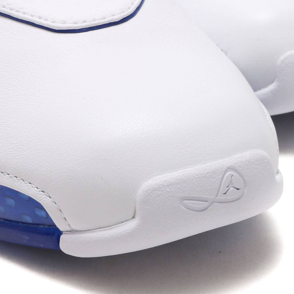 JORDAN BRAND AIR JORDAN 18 RETRO  WHITE/METALLIC SILVER-SPORT ROYAL-WHITEの画像