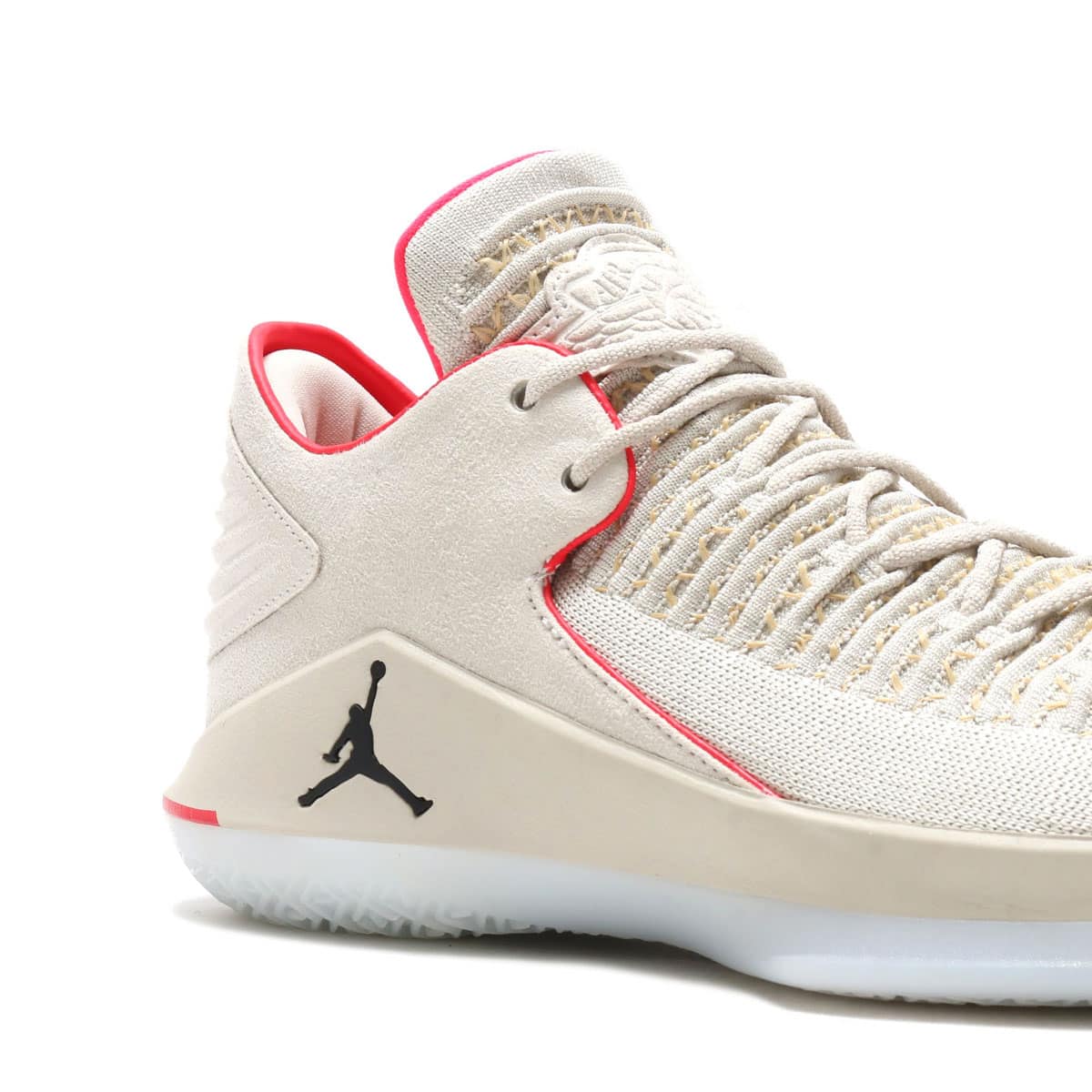 JORDAN BRAND AIR JORDAN XXXII LOW PF  LIGHT BONE/BLACK-VACHETTA TAN-INFRAREDの画像