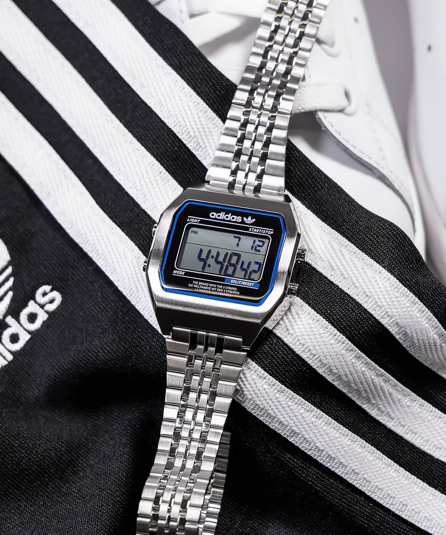 adidas DIGITAL TWO SILVERの画像