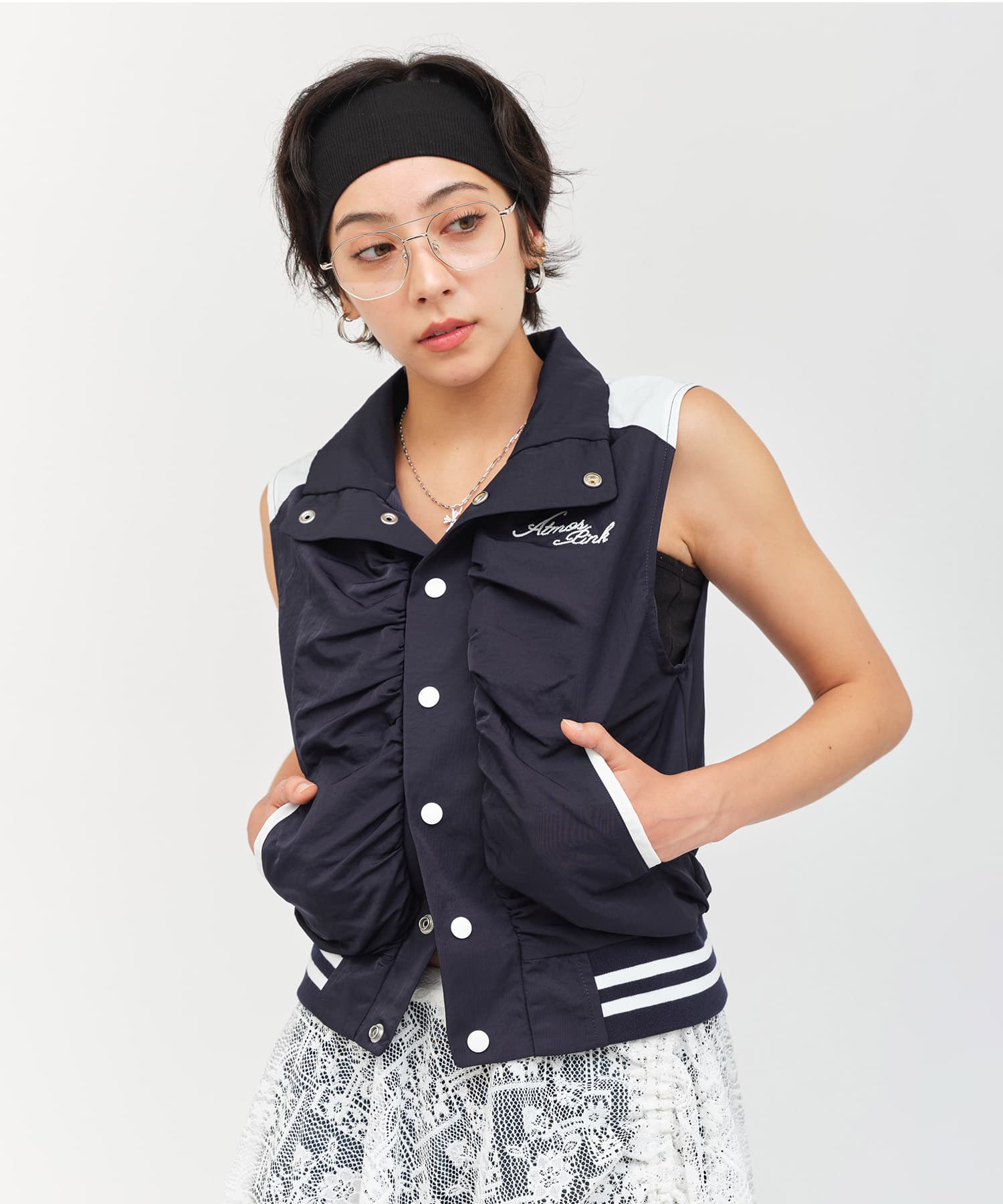 atmos pink Varsity Vest NAVYの画像