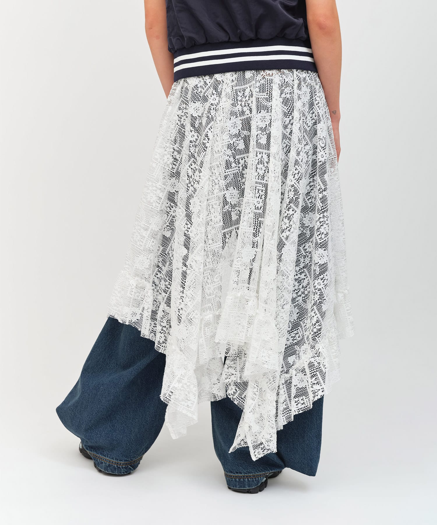 atmos pink Lace Asymmetry Skirt WHITEの画像