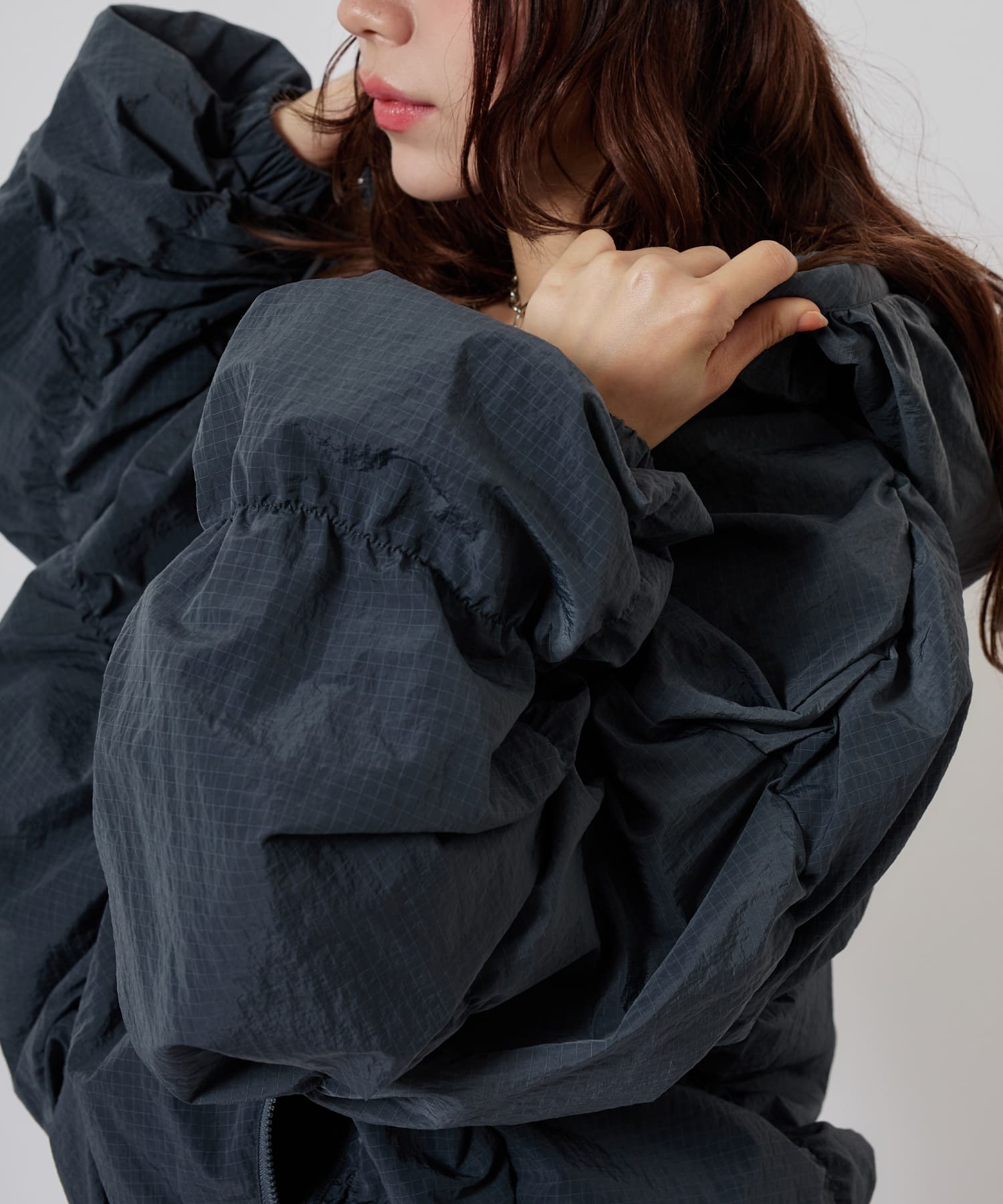 atmos pink Gather Track Blouson CHARCOALの画像