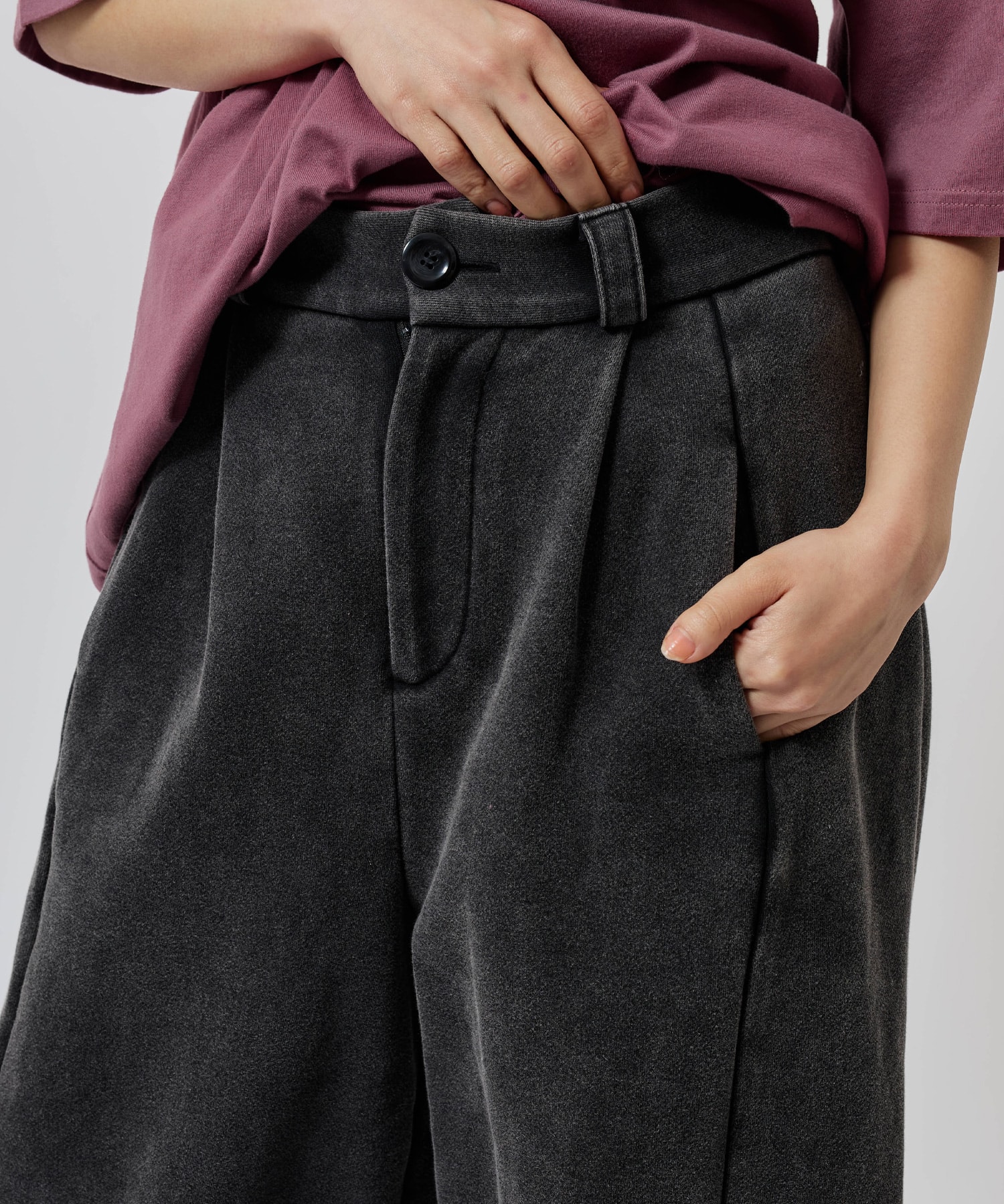 atmos pink Curve Sweat Pants CHARCOALの画像