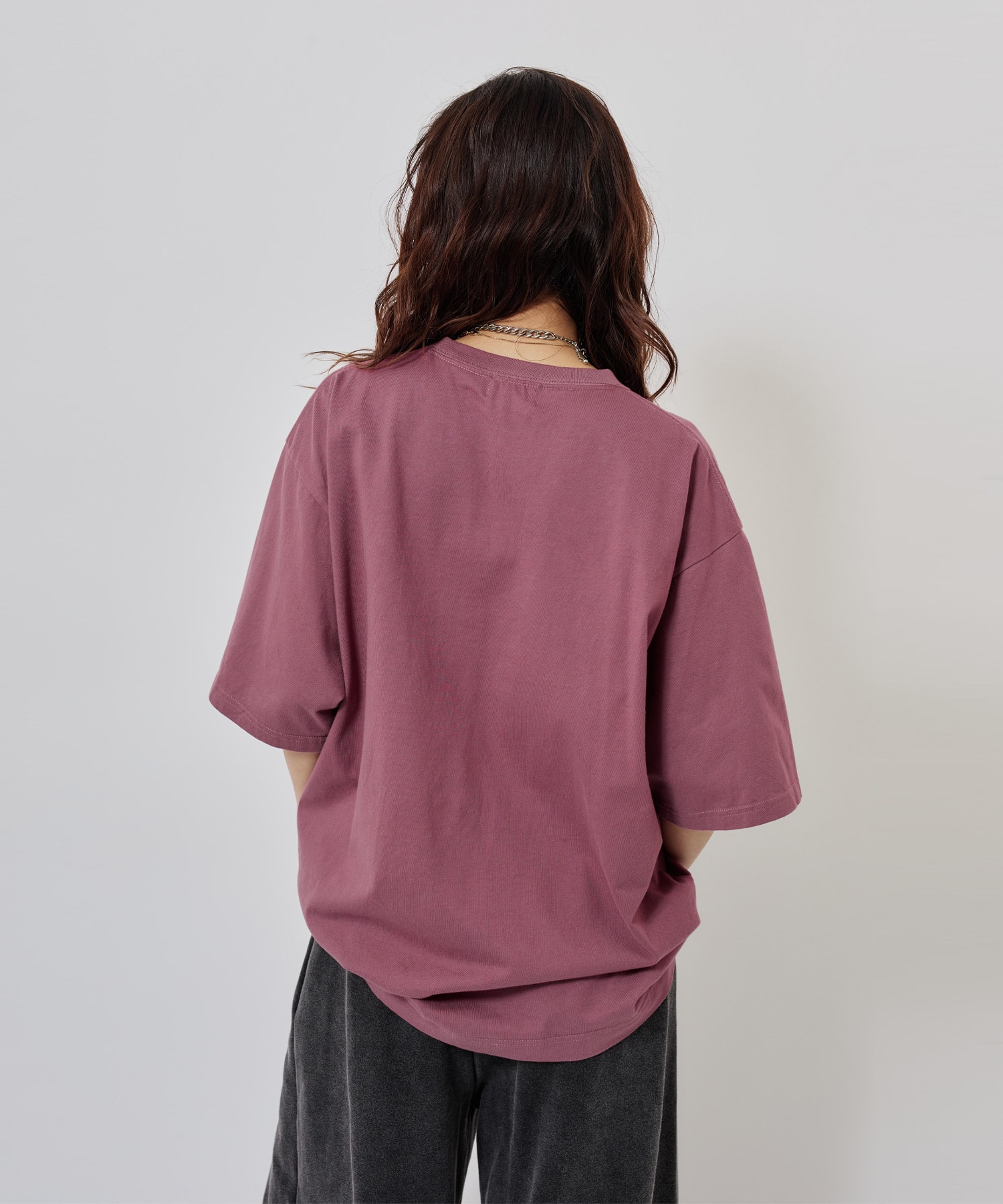 atmos pink Oval Logo T-shirt PINKの画像