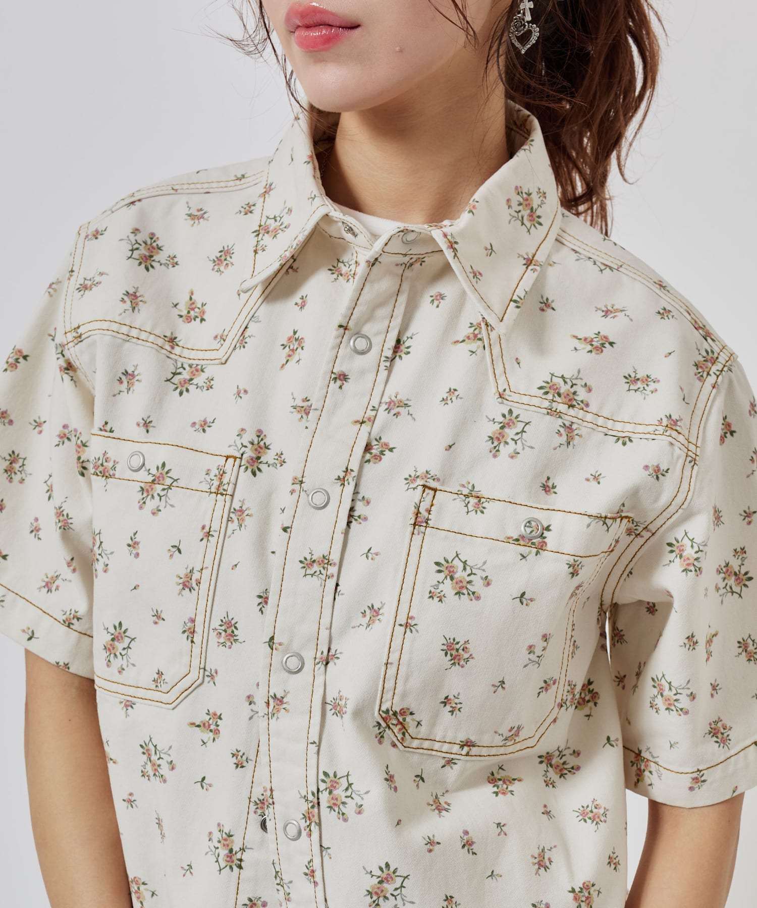 atmos pink Floral Work Shirt WHITEの画像