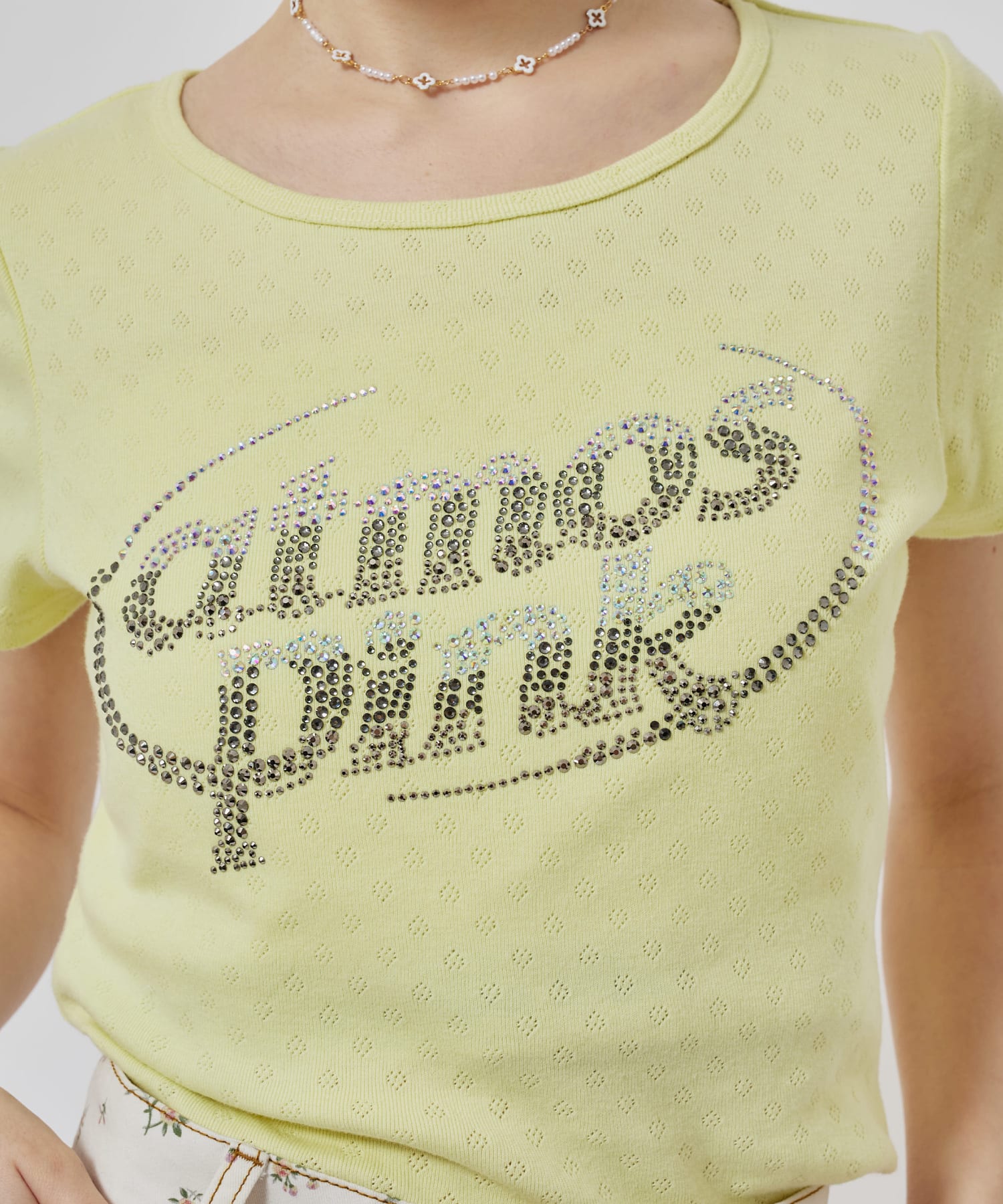 atmos pink Rhinestone Logo T-shirt YELLOWの画像