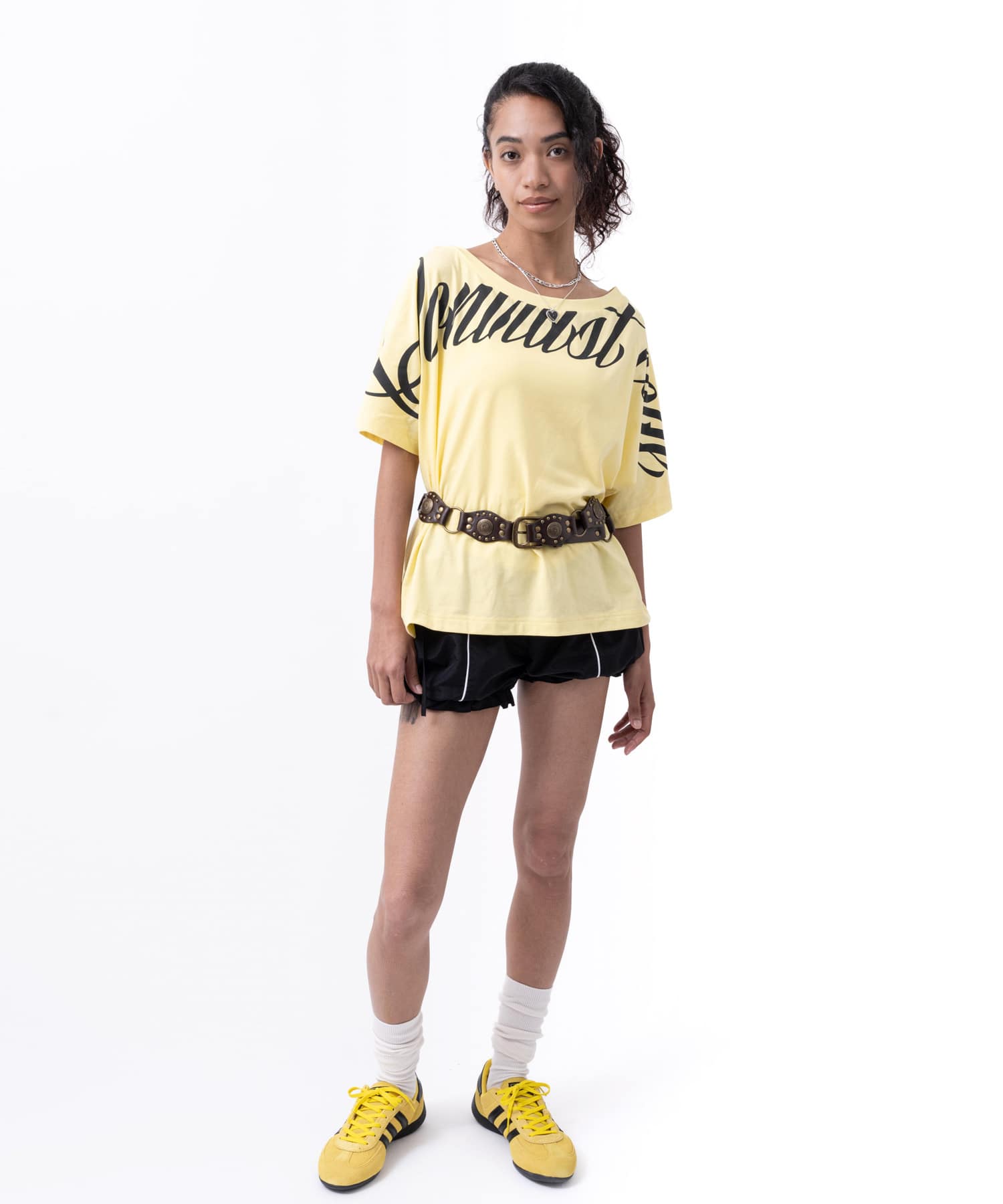 atmos pink Big Logo T-shirt YELLOWの画像