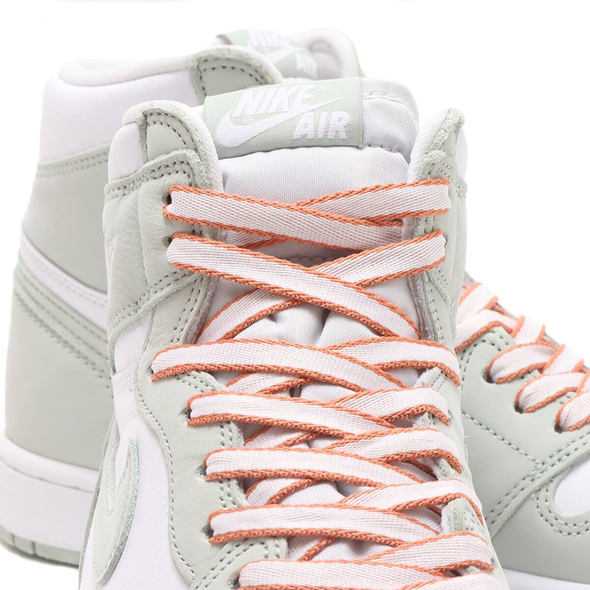 JORDAN BRAND WMNS AIR JORDAN 1 HIGH OG SEAFOAM/WHITE-HEALING ORANGE 21FA-Iの画像