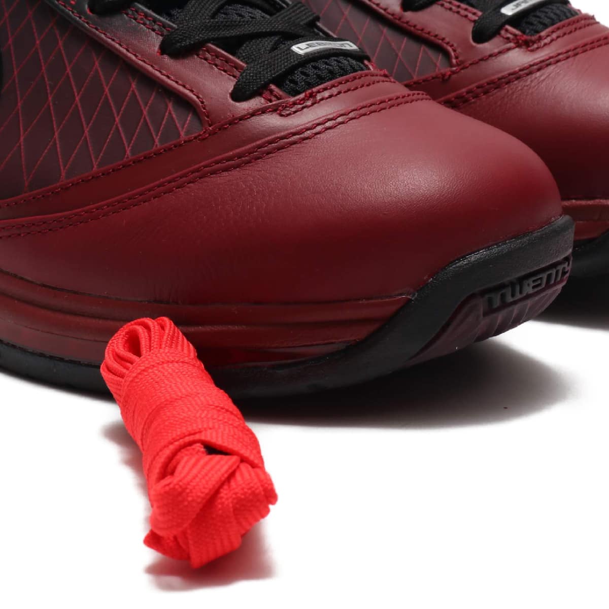 NIKE LEBRON VII QS TEAM RED/METALLIC SILVER-BLACK-HOT RED