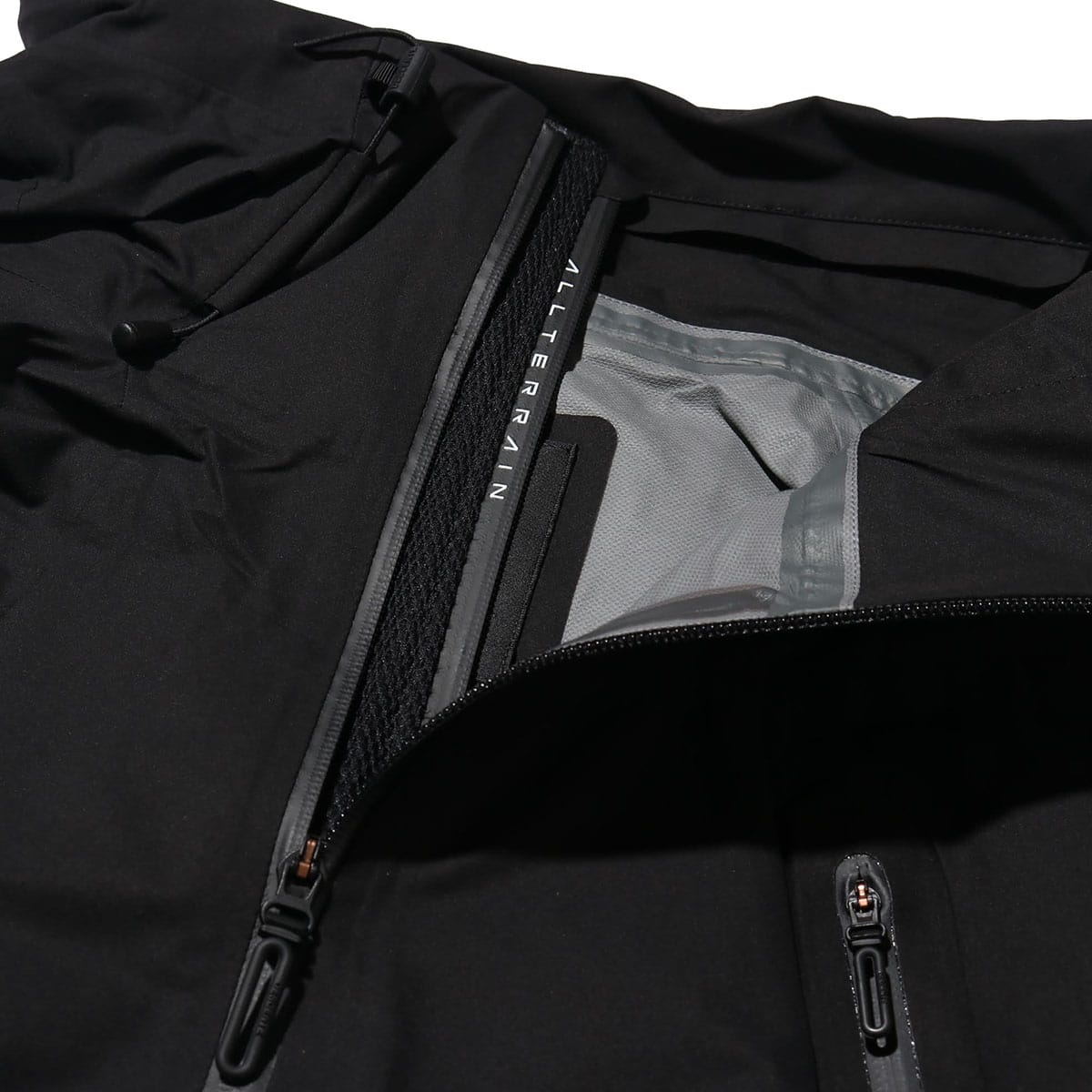 DESCENTE ALLTERRAIN ACTIVE SHELL JACKET BLACK 18FA-I DESCENTE ALLTERRAIN ACTIVE SHELL JACKET BLACK 18FA-I