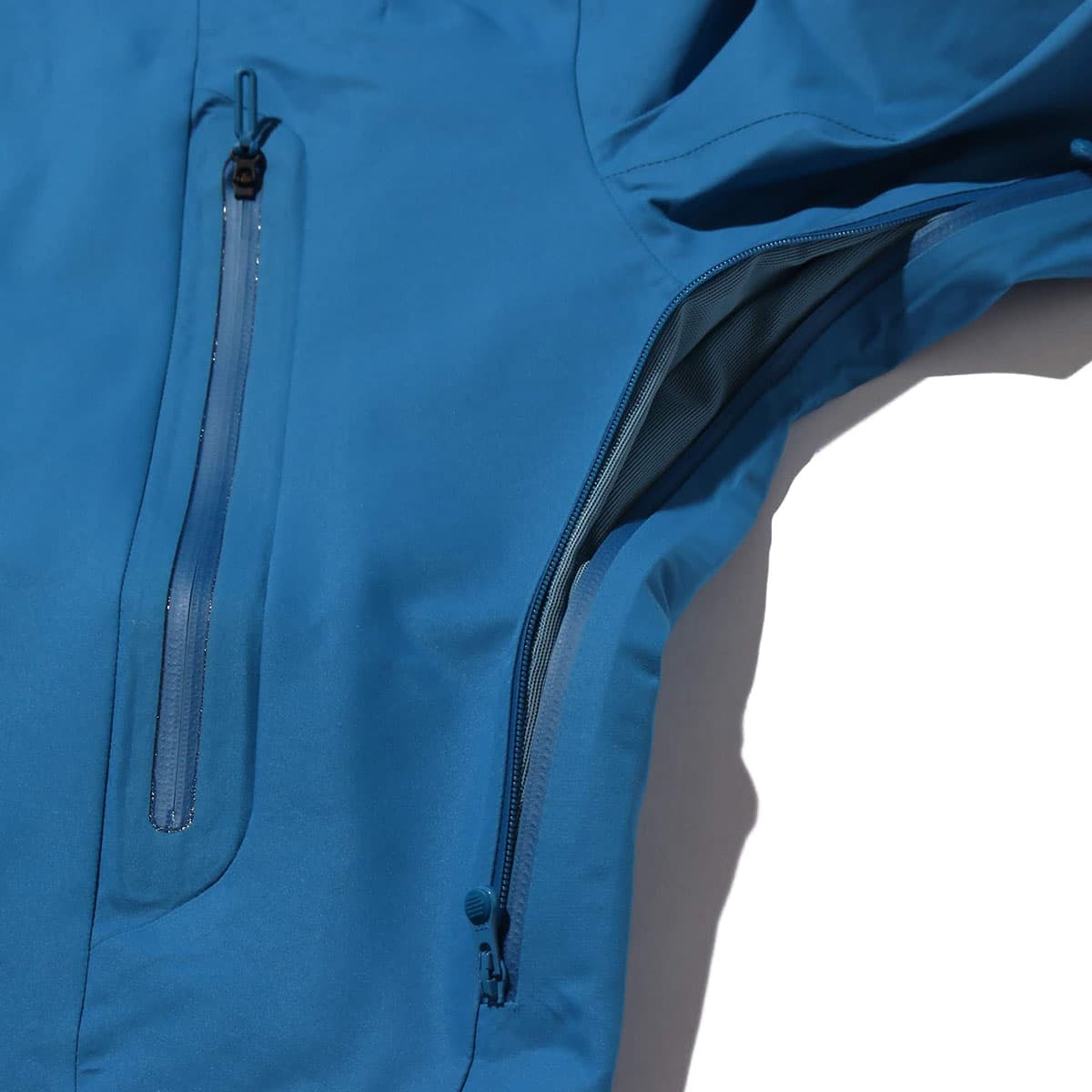 DESCENTE ALLTERRAIN ACTIVE SHELL JACKET  BLUE ACID 18FA-Iの画像