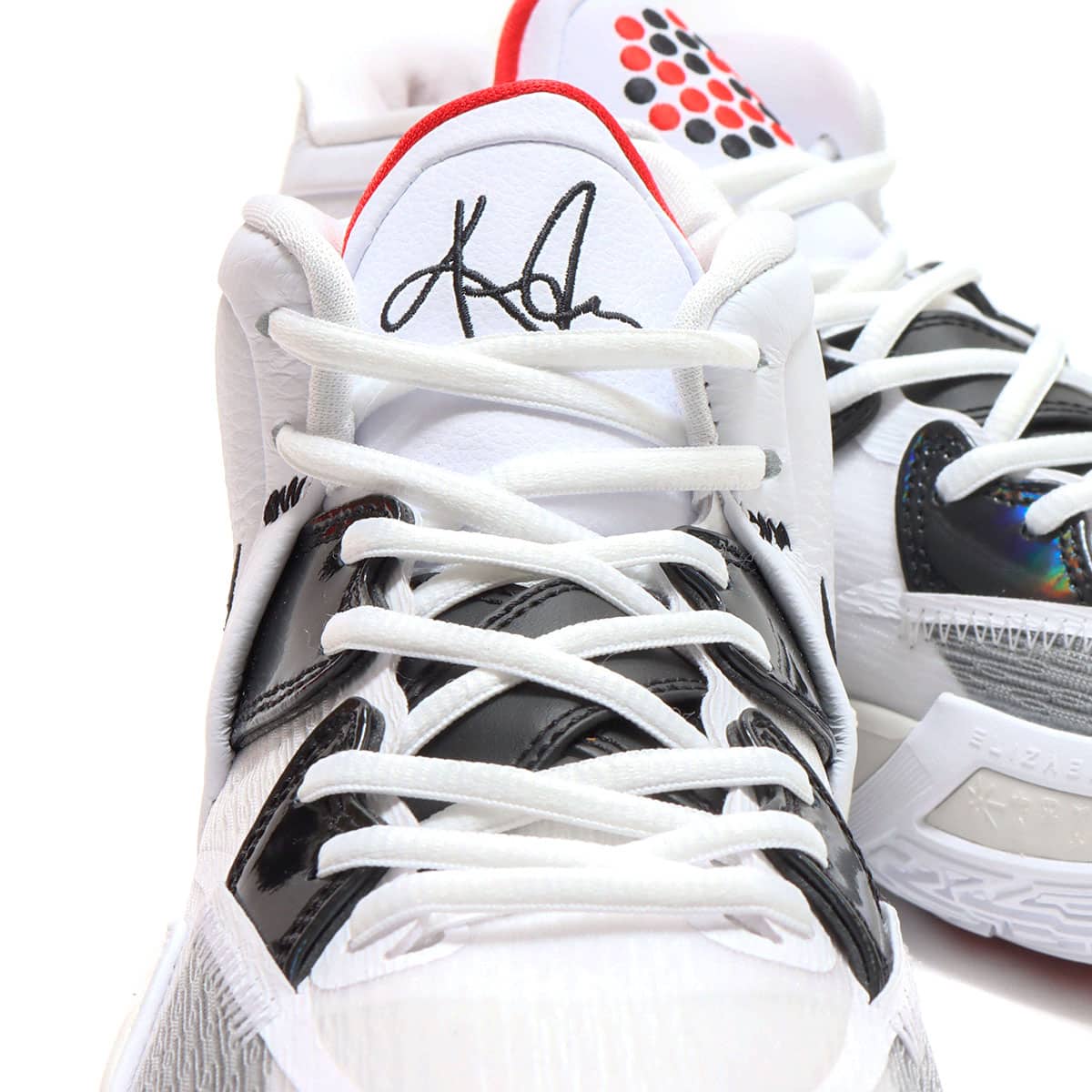 NIKE KYRIE INFINITY EP WHITE/BLACK-UNIVERSITY RED-PHOTON