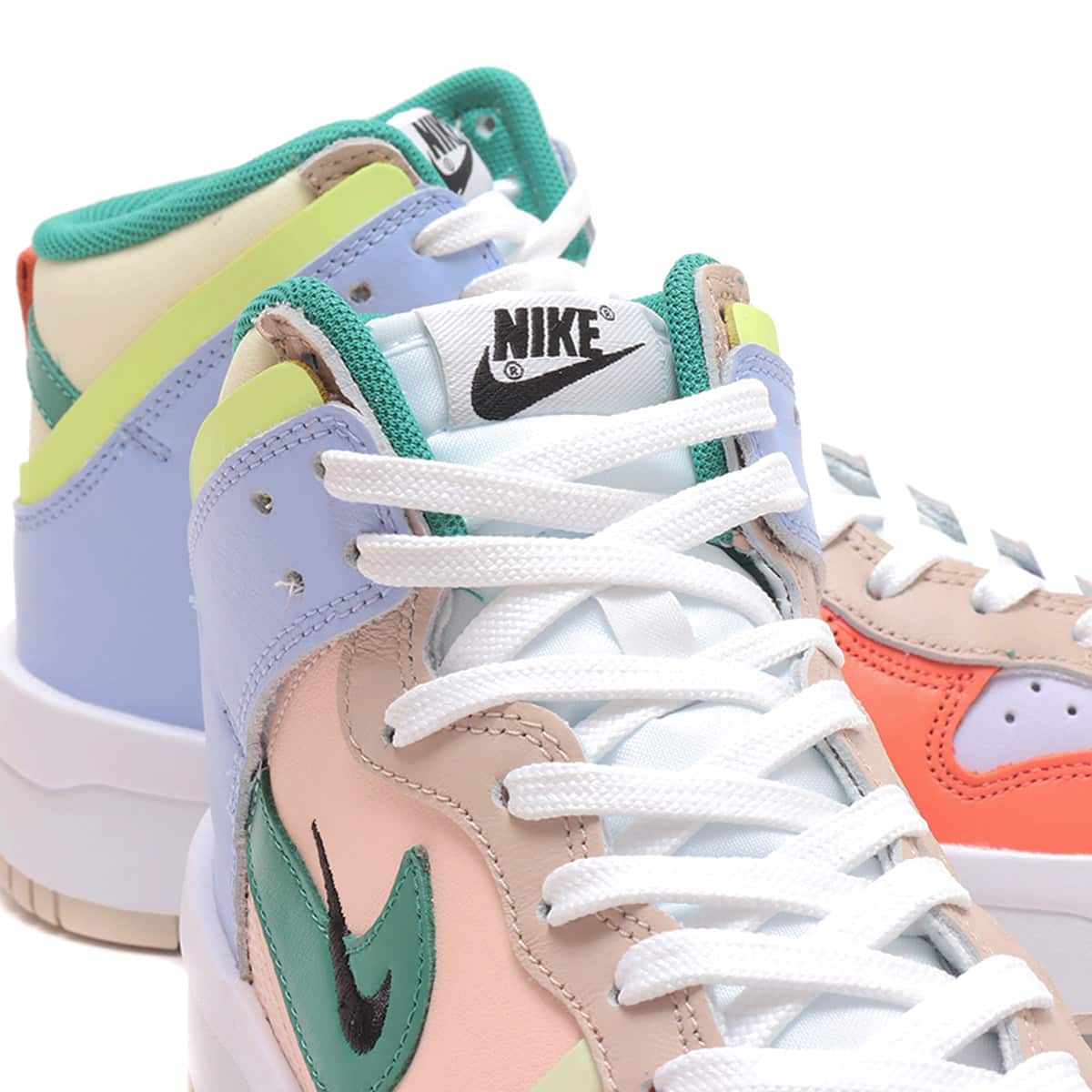 NIKE WMNS DUNK HIGH UP CASHMERE/GREEN NOISE-PALE CORAL 21FA-I