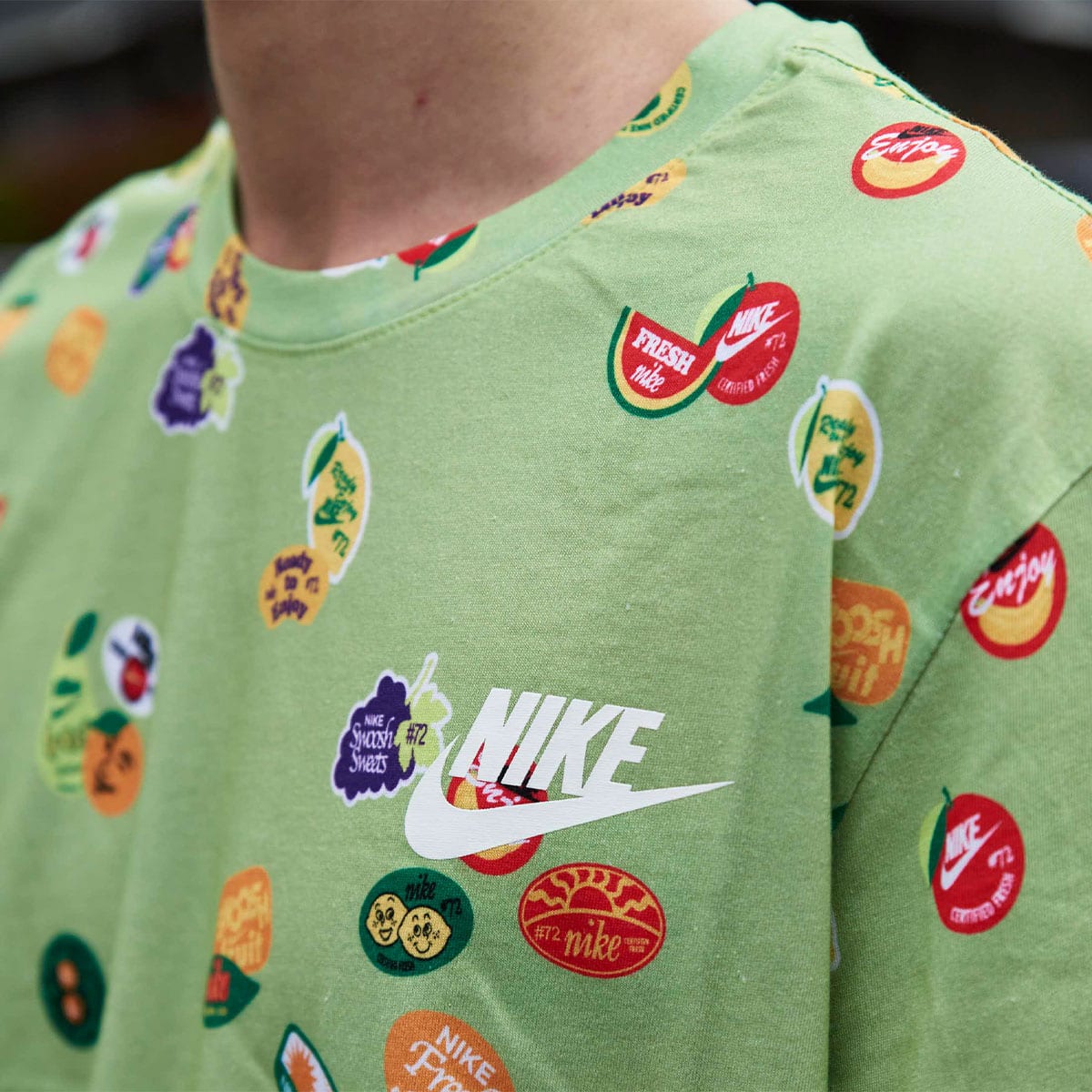 NIKE AS M NSW SO 3 AOP TEE VIVID GREEN 21SP-I（ナイキ NSW SO