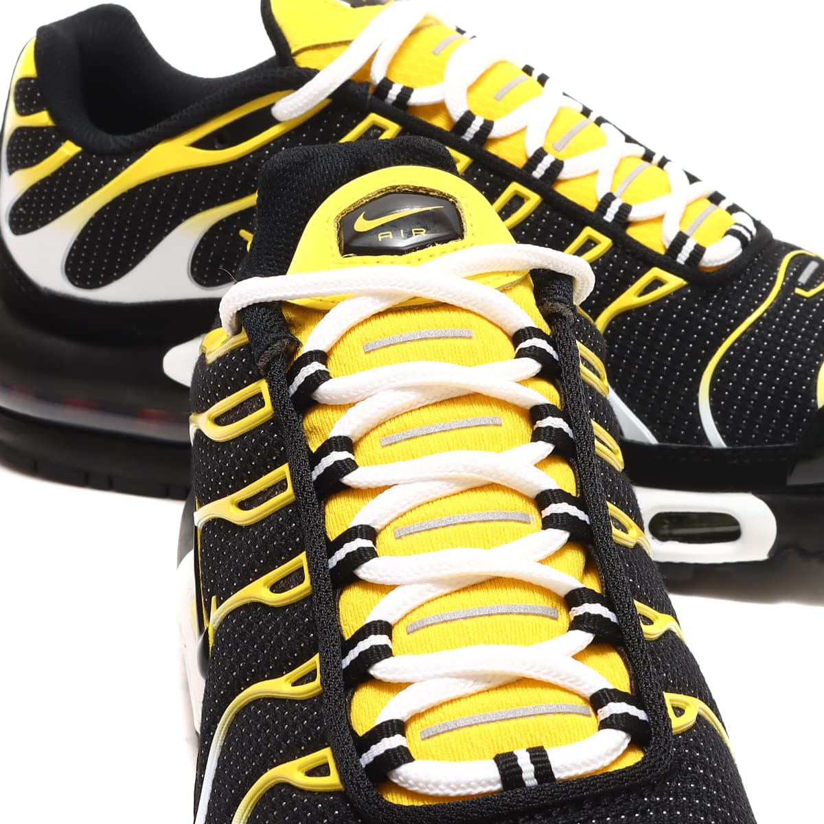 NIKE AIR MAX PLUS BLACK/TOUR YELLOW-WHITE 22HO-I