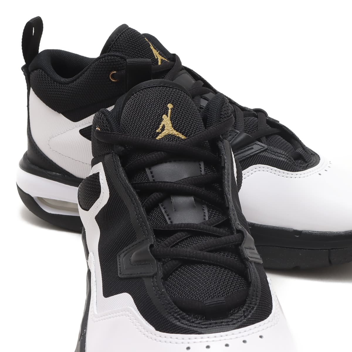 JORDAN BRAND JORDAN STAY LOYAL 3 BLACK/METALLIC GOLD-WHITEの画像