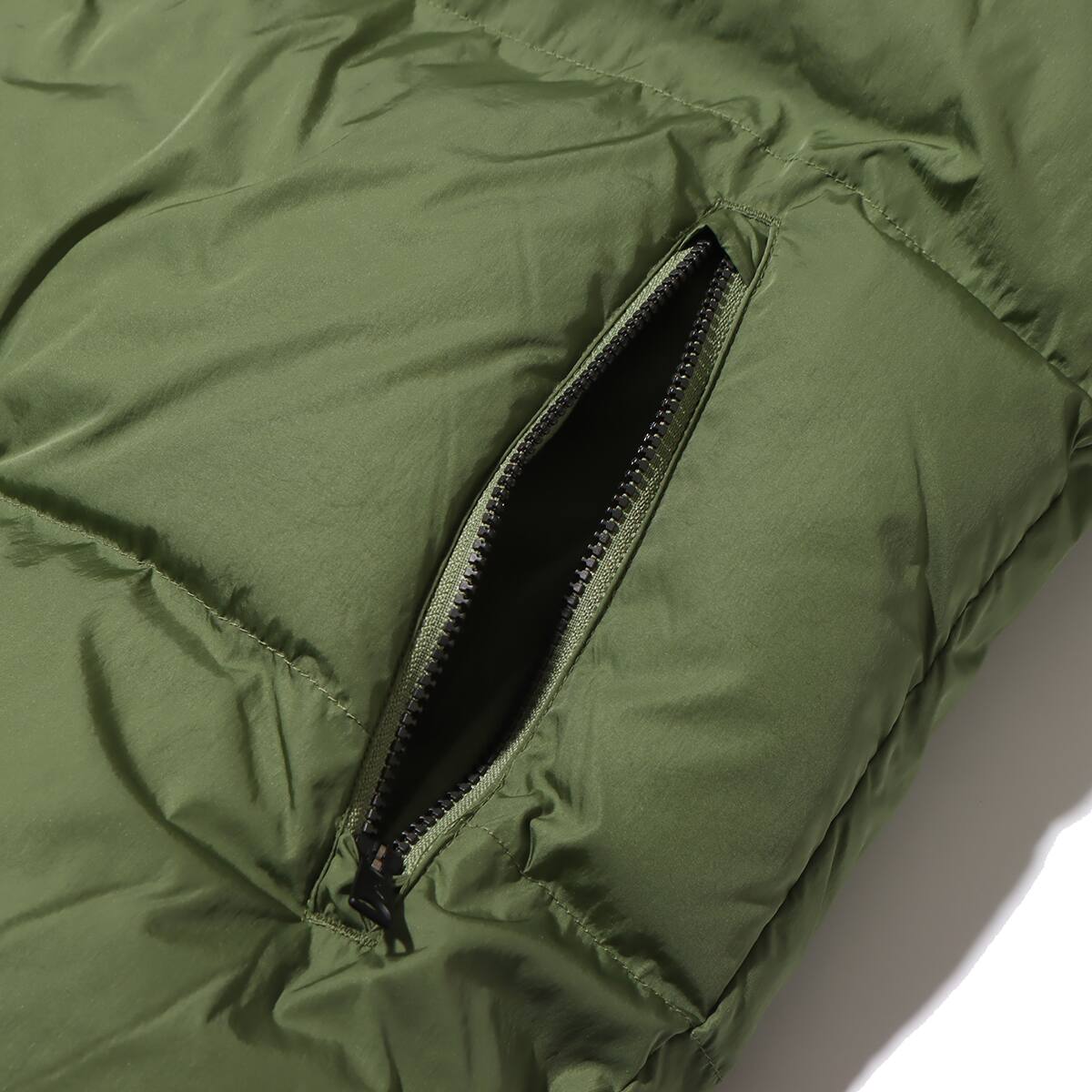 JORDAN BRAND AS M J ESS POLY PUFFER JKT SKY J LT OLIVE/WHITE 23HO-Iの画像