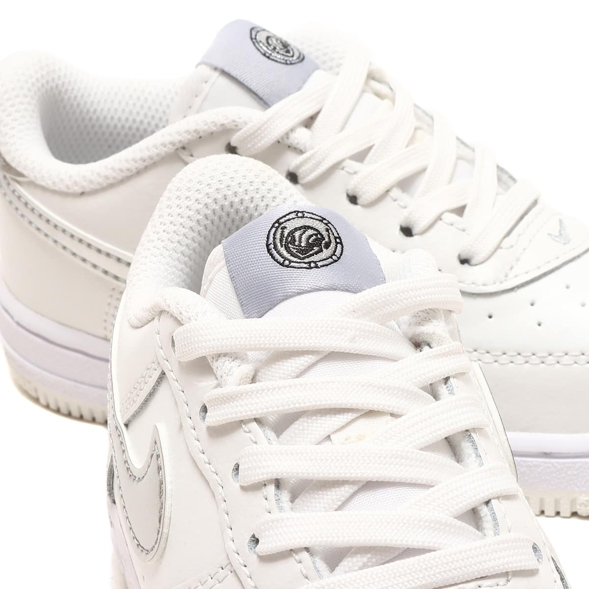 NIKE FORCE 1 LOW SE TD SUMMIT WHITE/METALLIC SILVER-WHITE