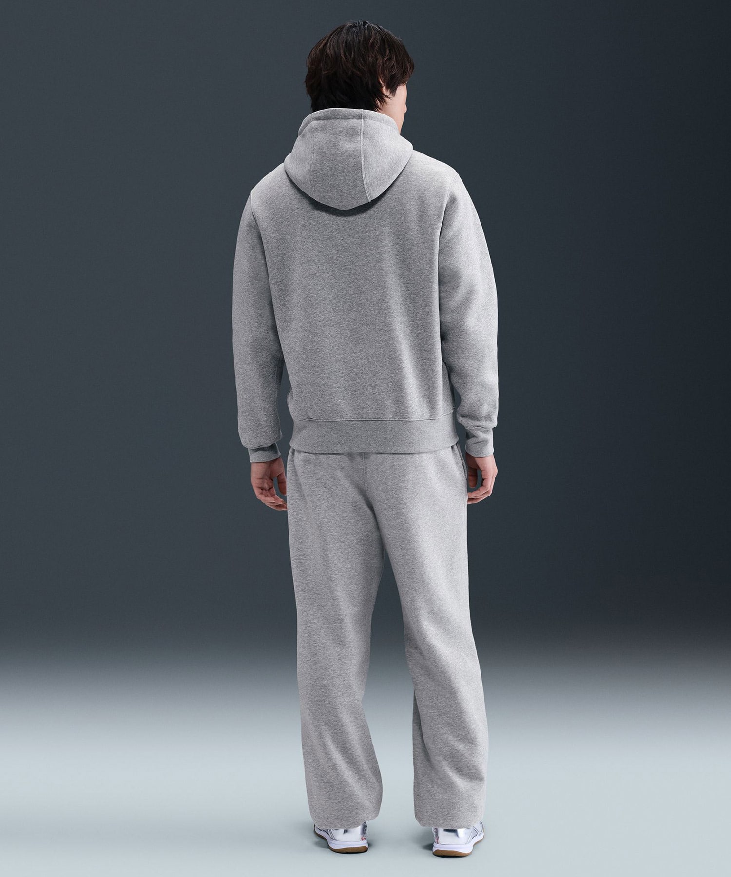 NIKE AS M NK CLUB BB PO HOODIE DK GREY HEATHER/LT SMOKE GREY/WHITEの画像