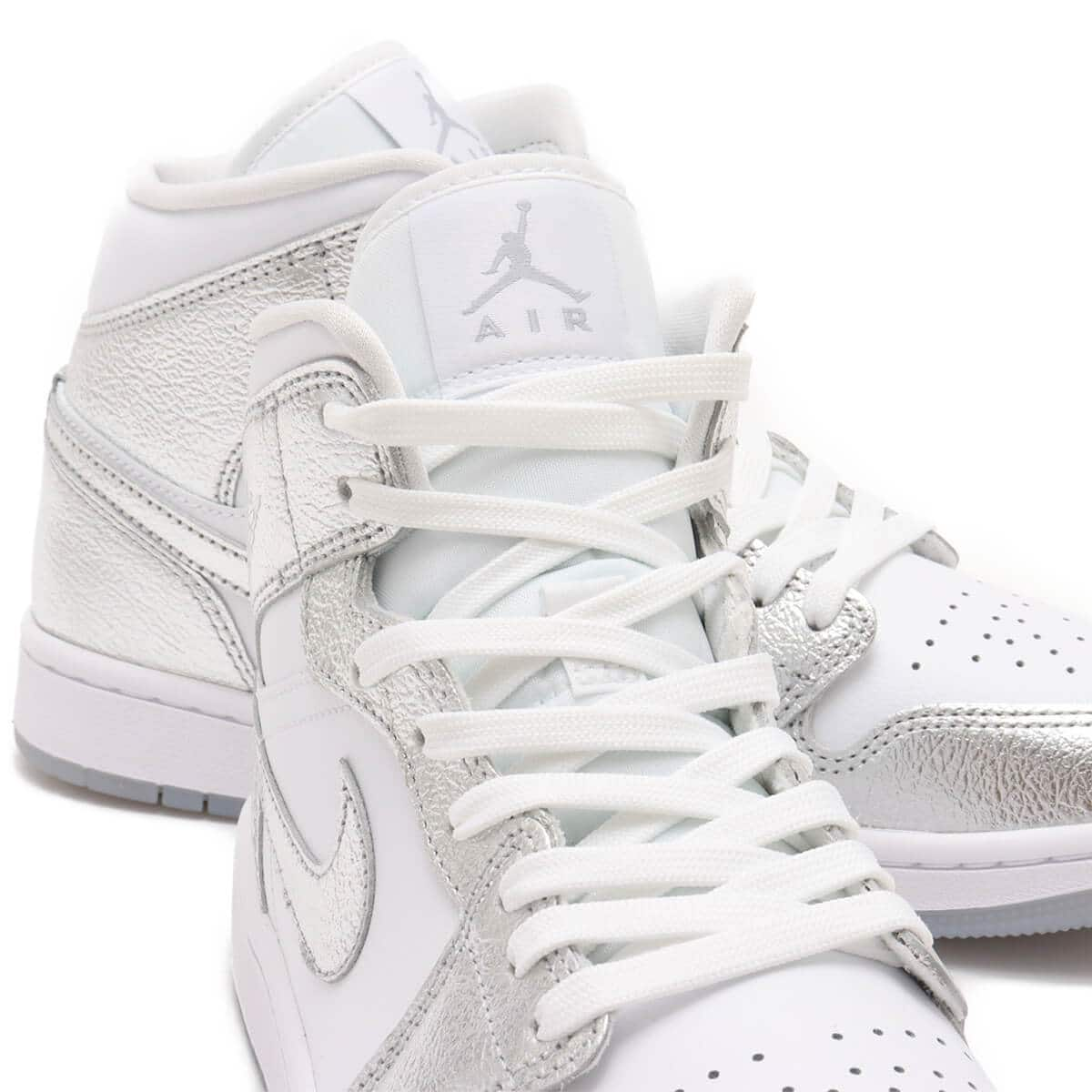 JORDAN BRAND WMNS AIR JORDAN 1 MID SE WHITE/METALLIC SILVER-WOLF GREY