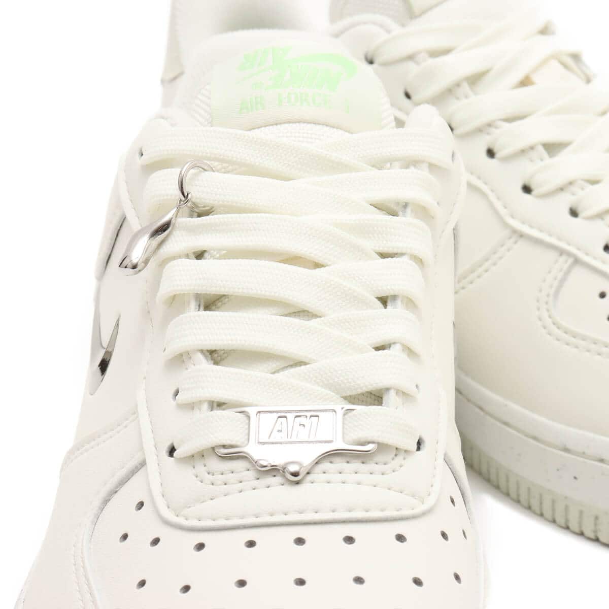 NIKE W AIR FORCE 1 '07 NN SE SAIL/VAPOR GREEN-SEA GLASS-VOLTの画像