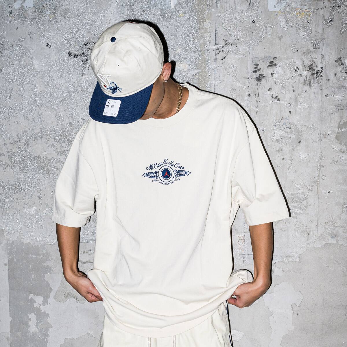 JORDAN BRAND M J SF TEE FOSSILの画像