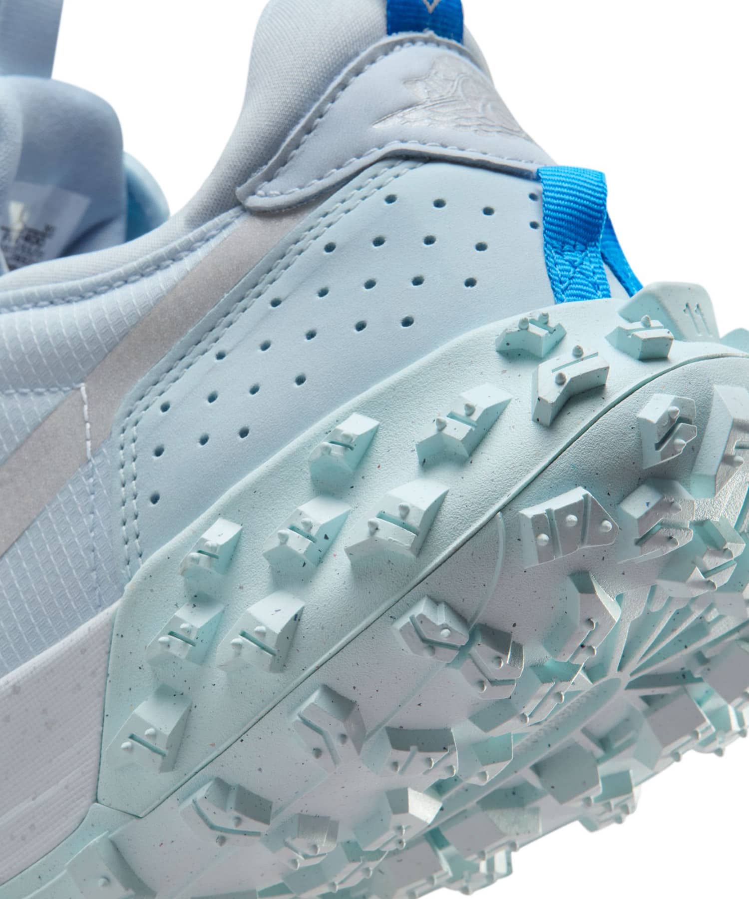 JORDAN BRAND AIR JORDAN 1 ELEMENT LOW A/T GLACIER BLUE/SILVER-PALE BLUEの画像