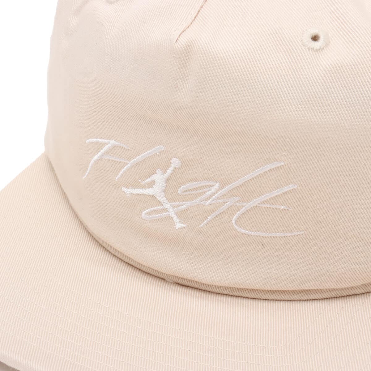 JORDAN BRAND U J FLT DC 5-PANEL PRO US CAP LEGEND LT BROWN/WHITE の画像