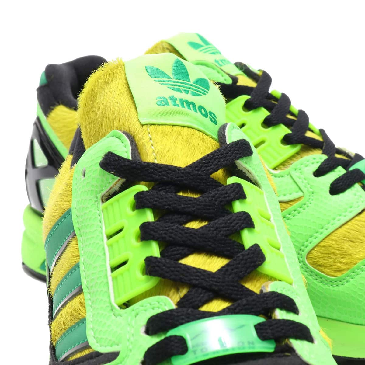 adidas ZX 8000 SOLAR GREEN/CORE BLACK/SUPPLIER COLOUR 20SS-I|atmos（アトモス）  公式オンラインストア