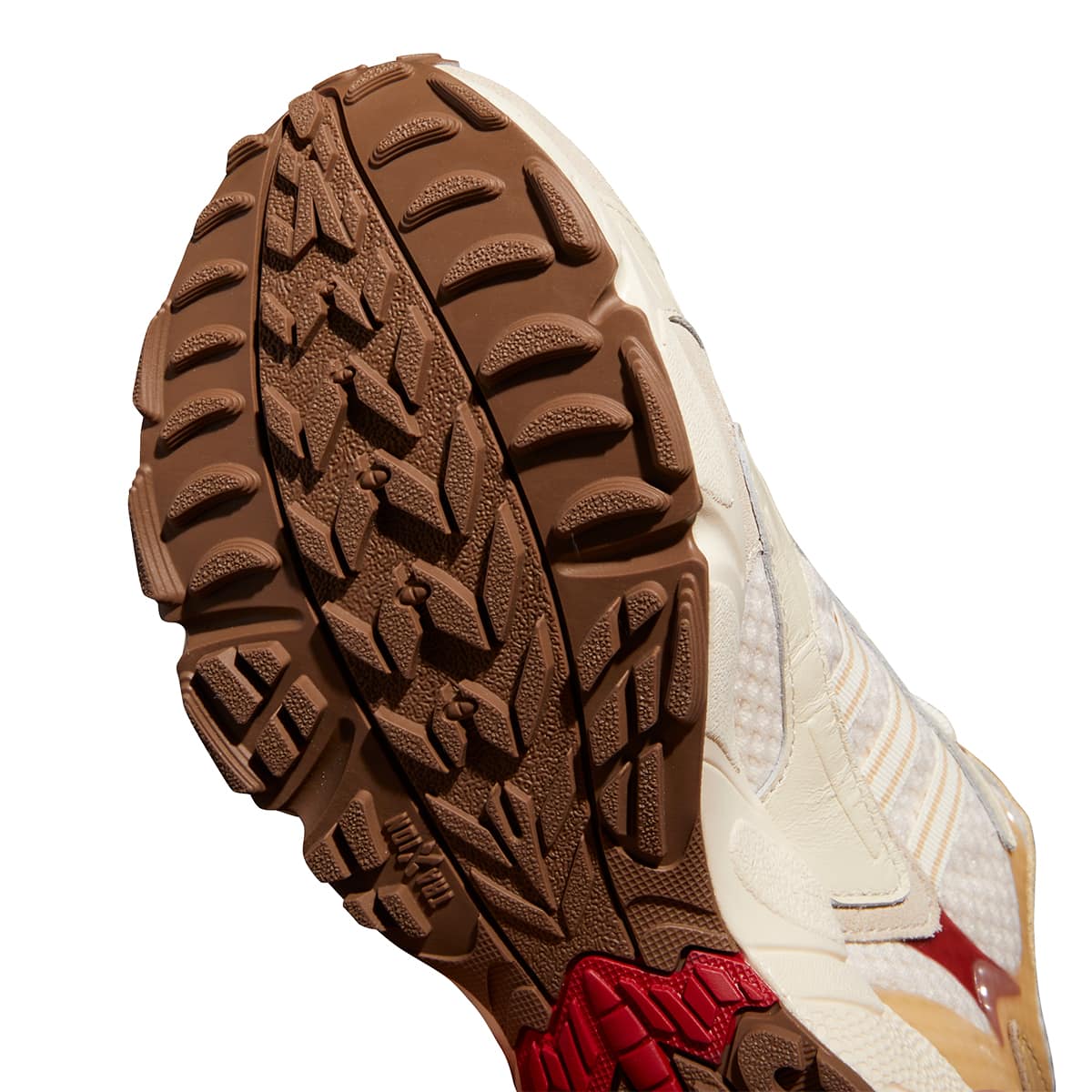 adidas IVP SAVAGE WONDER WHITE/CREAM WHITE/HAZY BEIGEの画像